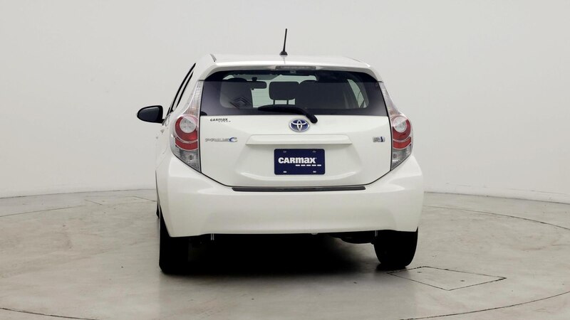 2014 Toyota Prius c Two 6