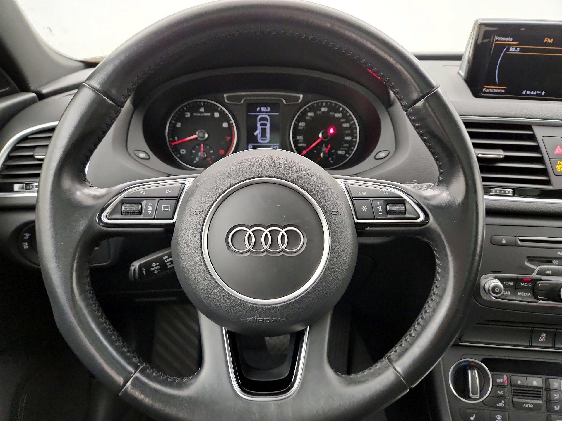 Thumbnail: 2018 Audi Q3 - 10