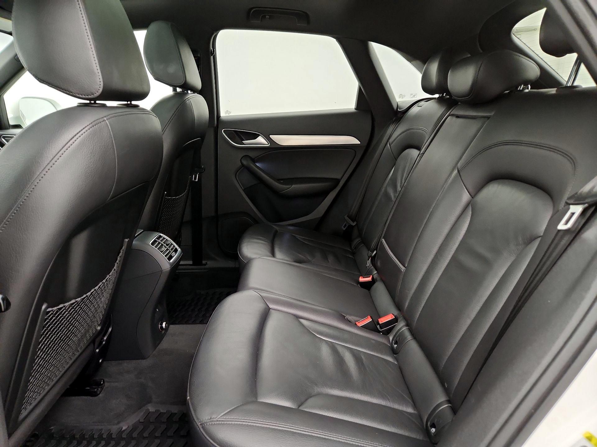 Thumbnail: 2018 Audi Q3 - 19