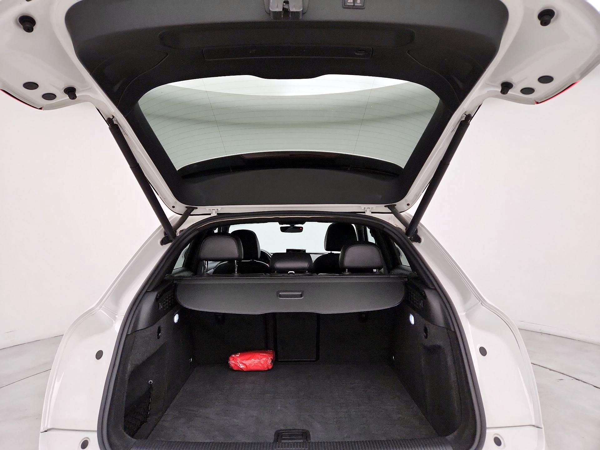 Thumbnail: 2018 Audi Q3 - 20