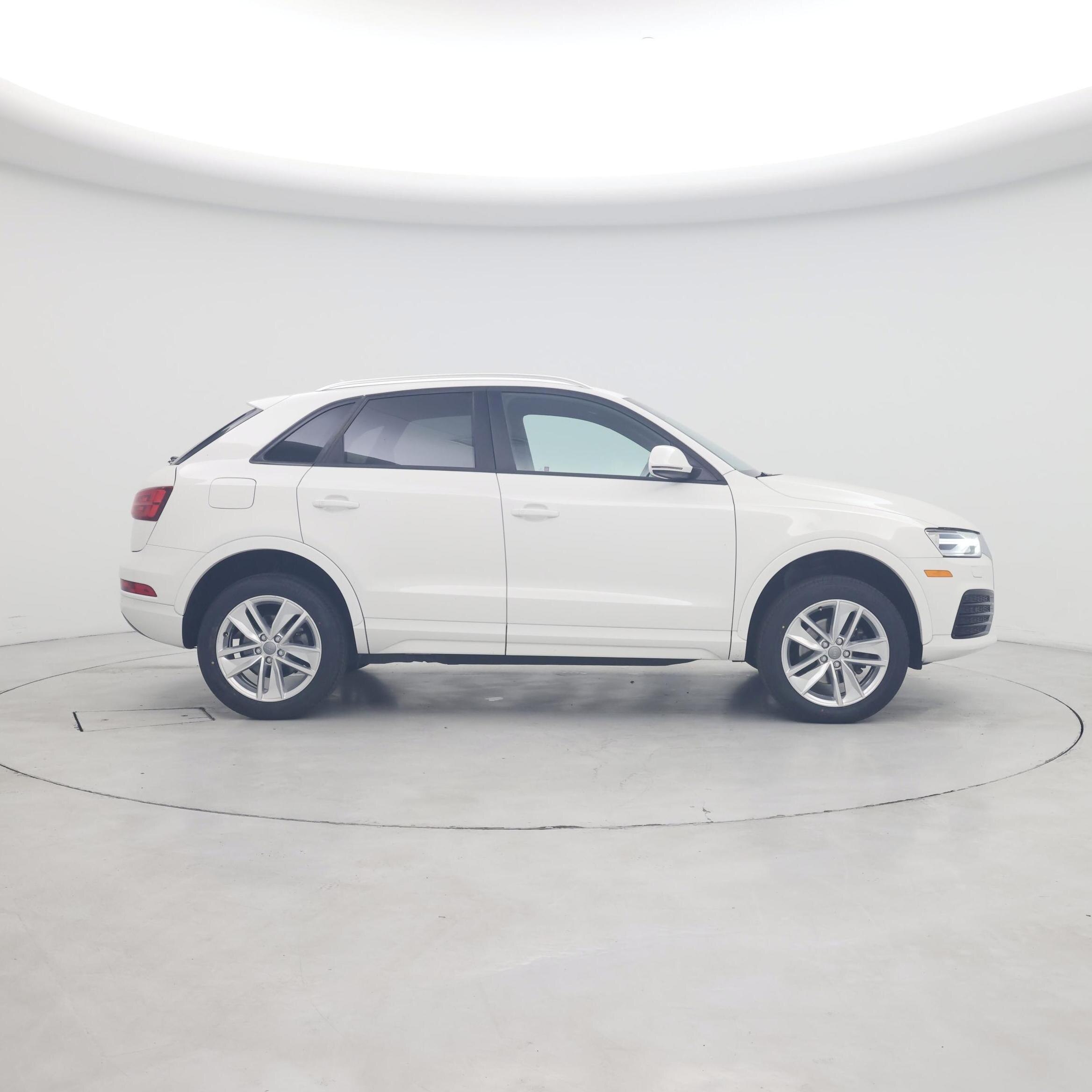 Thumbnail: 2018 Audi Q3 - 7