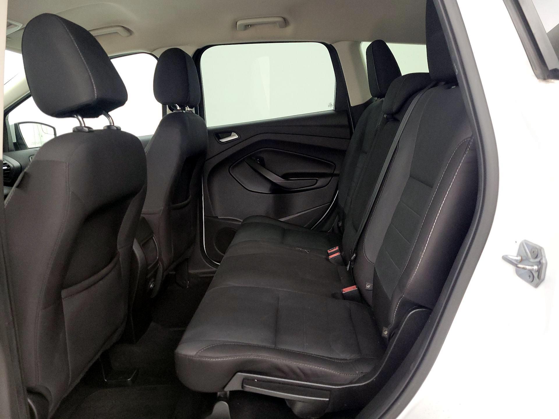 Thumbnail: 2016 Ford Escape - 19