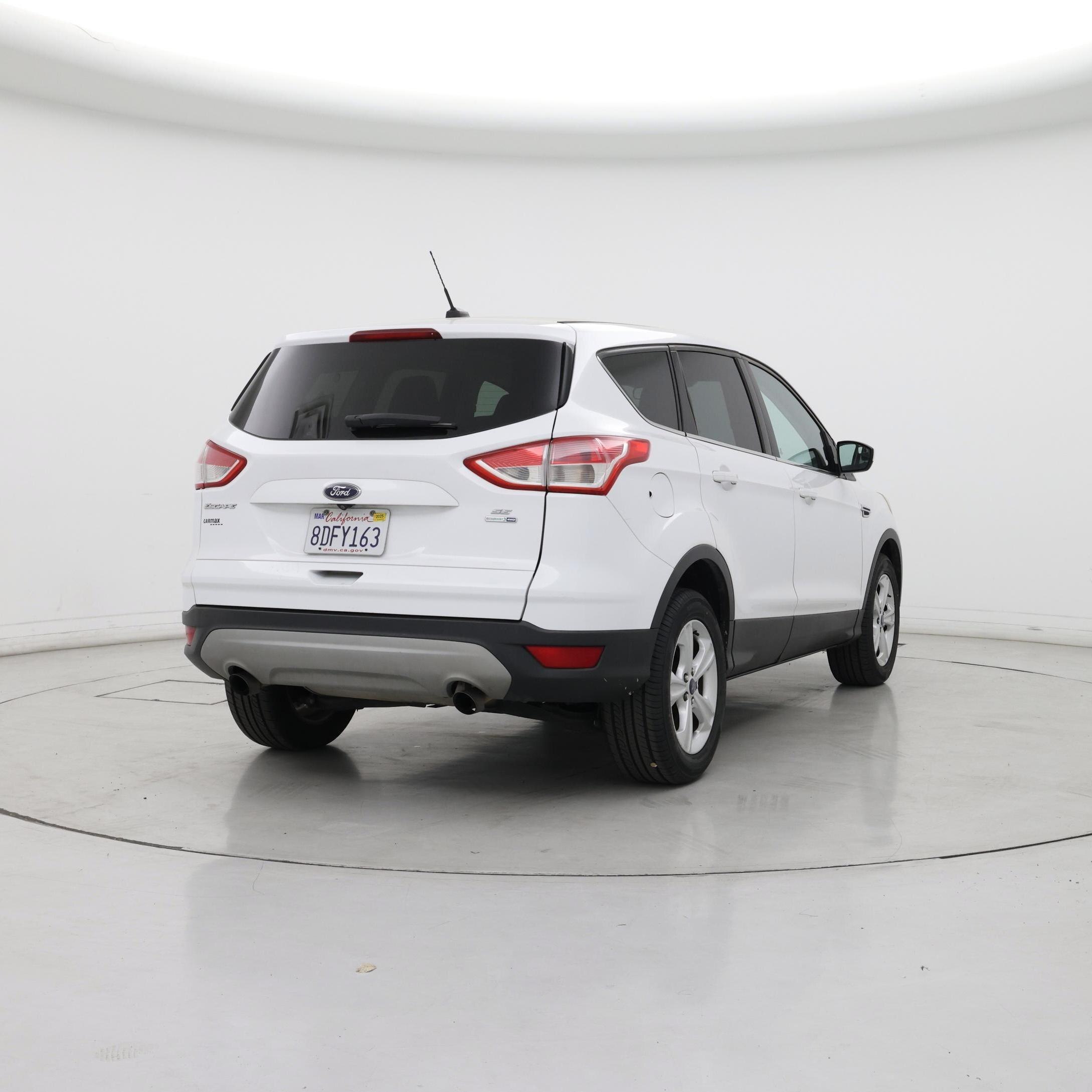 Thumbnail: 2016 Ford Escape - 8