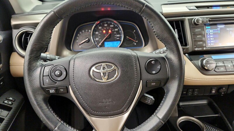 2014 Toyota RAV4 Limited 10