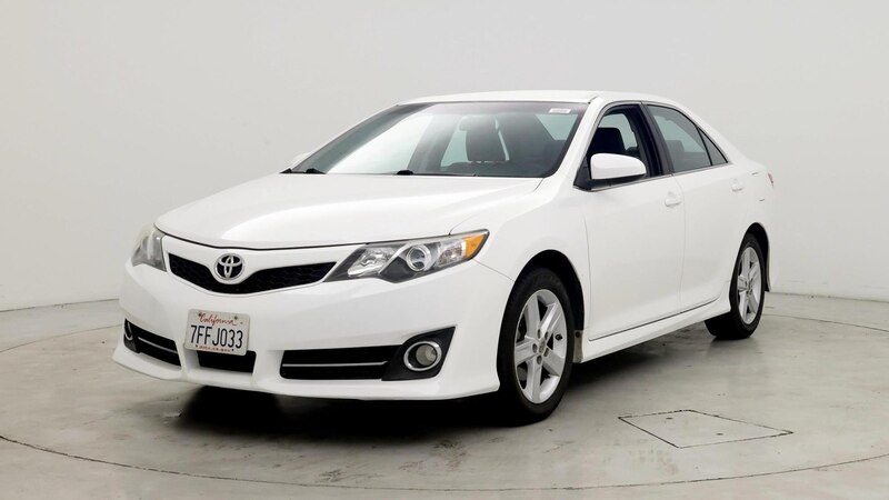 2014 Toyota Camry SE 4