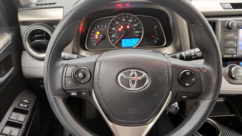 2014 Toyota RAV4 XLE 10