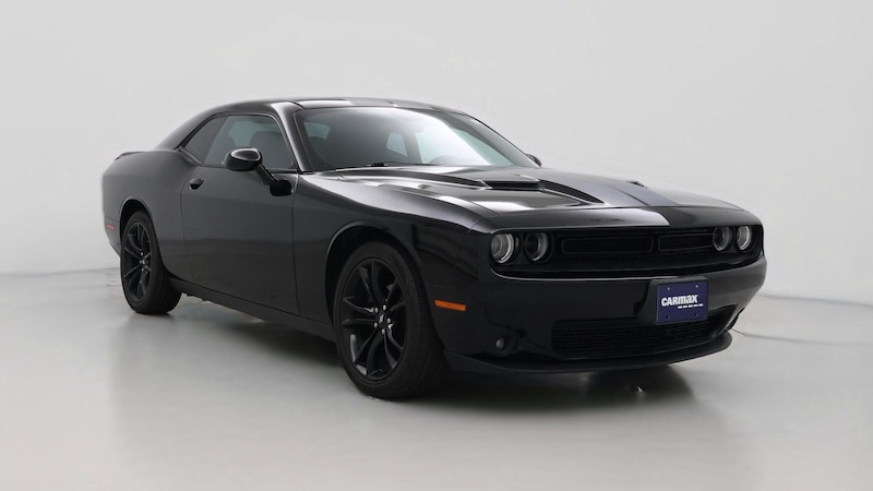 2018 Dodge Challenger SXT Hero Image