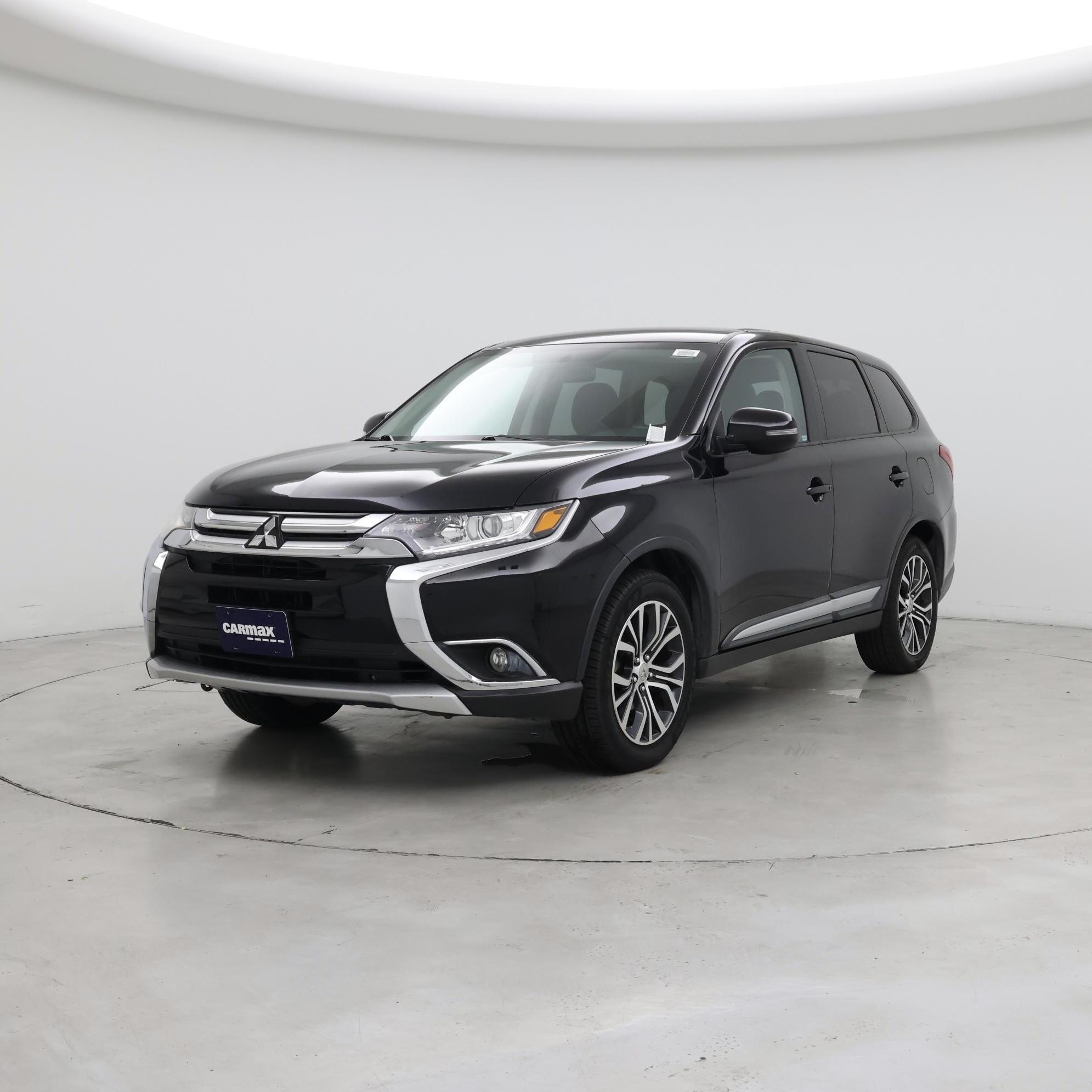 Thumbnail: 2017 Mitsubishi Outlander - 4