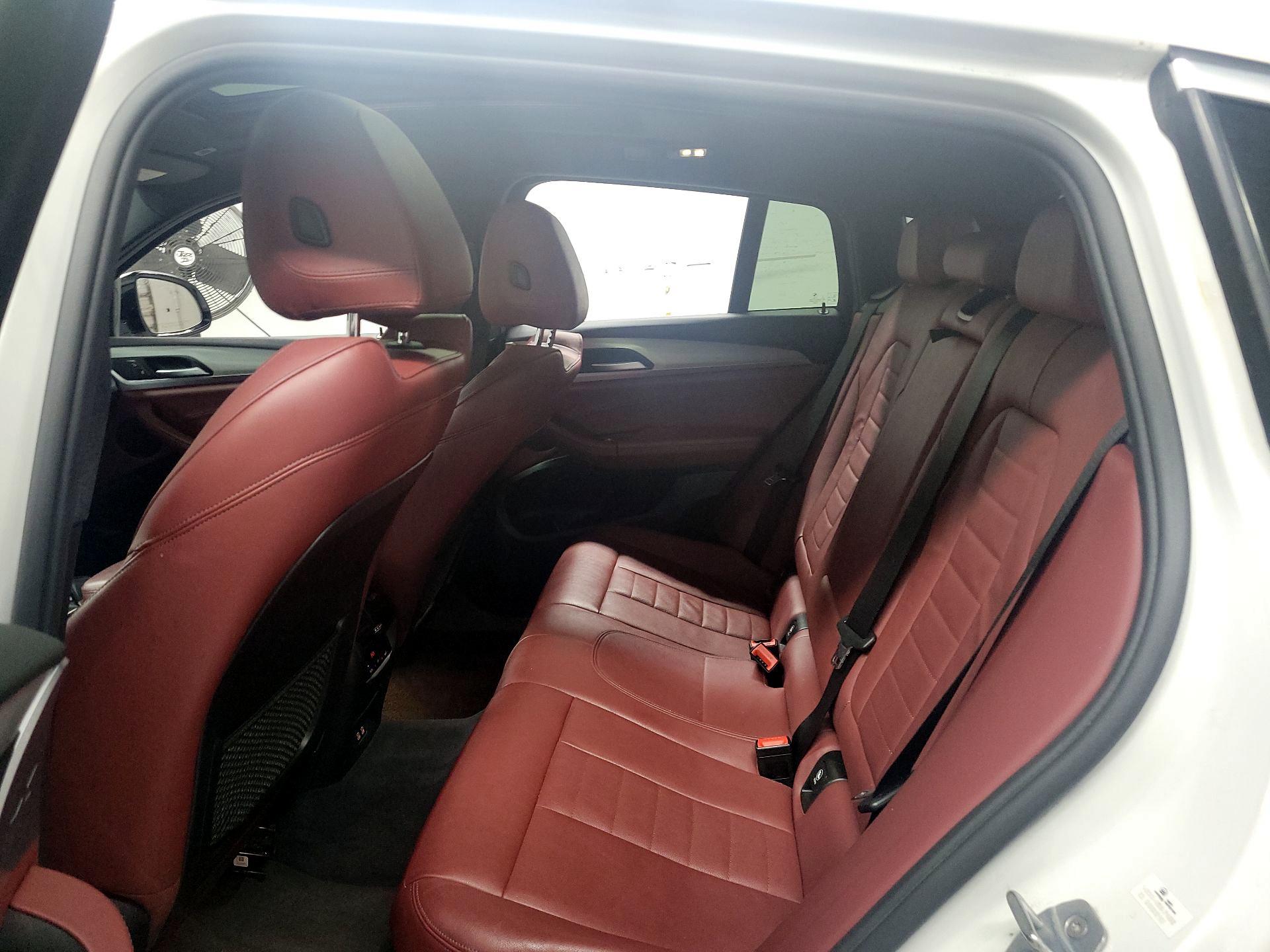Thumbnail: 2020 BMW X4 - 20