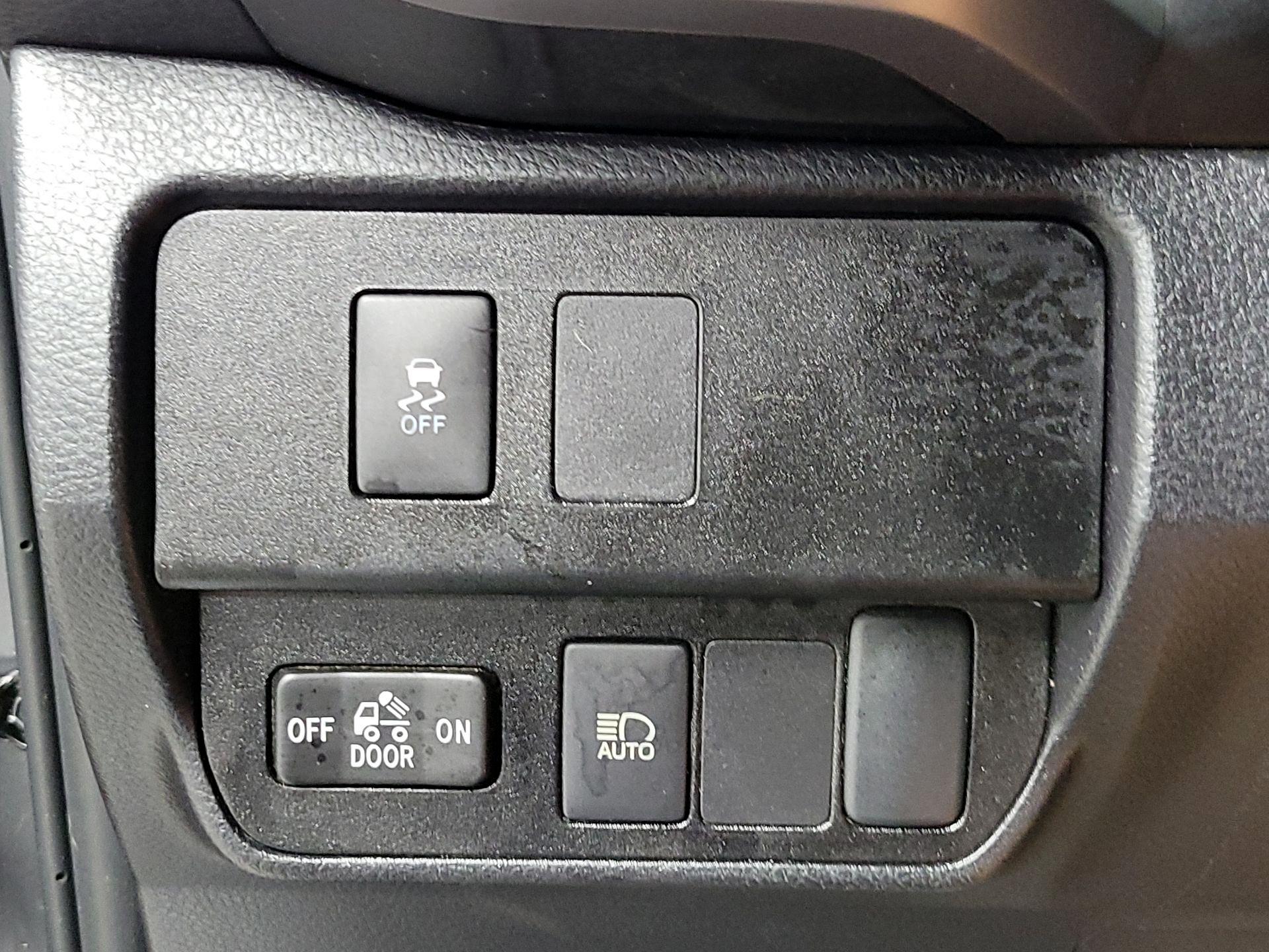 Thumbnail: 2023 Toyota Tacoma - 13