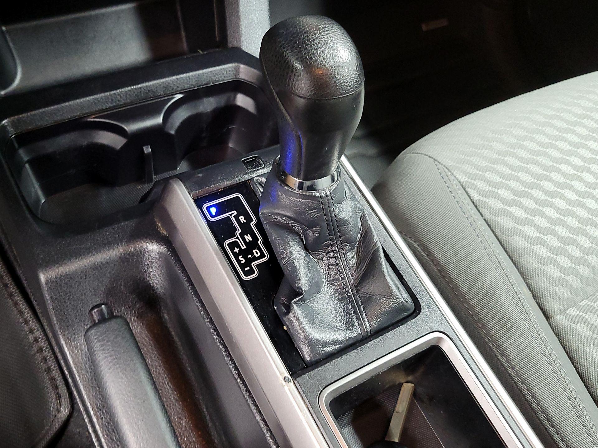 Thumbnail: 2023 Toyota Tacoma - 17