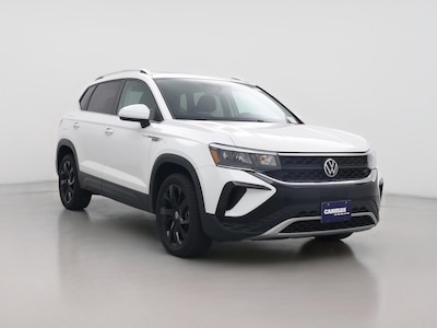 White 2022 Volkswagen Taos SE