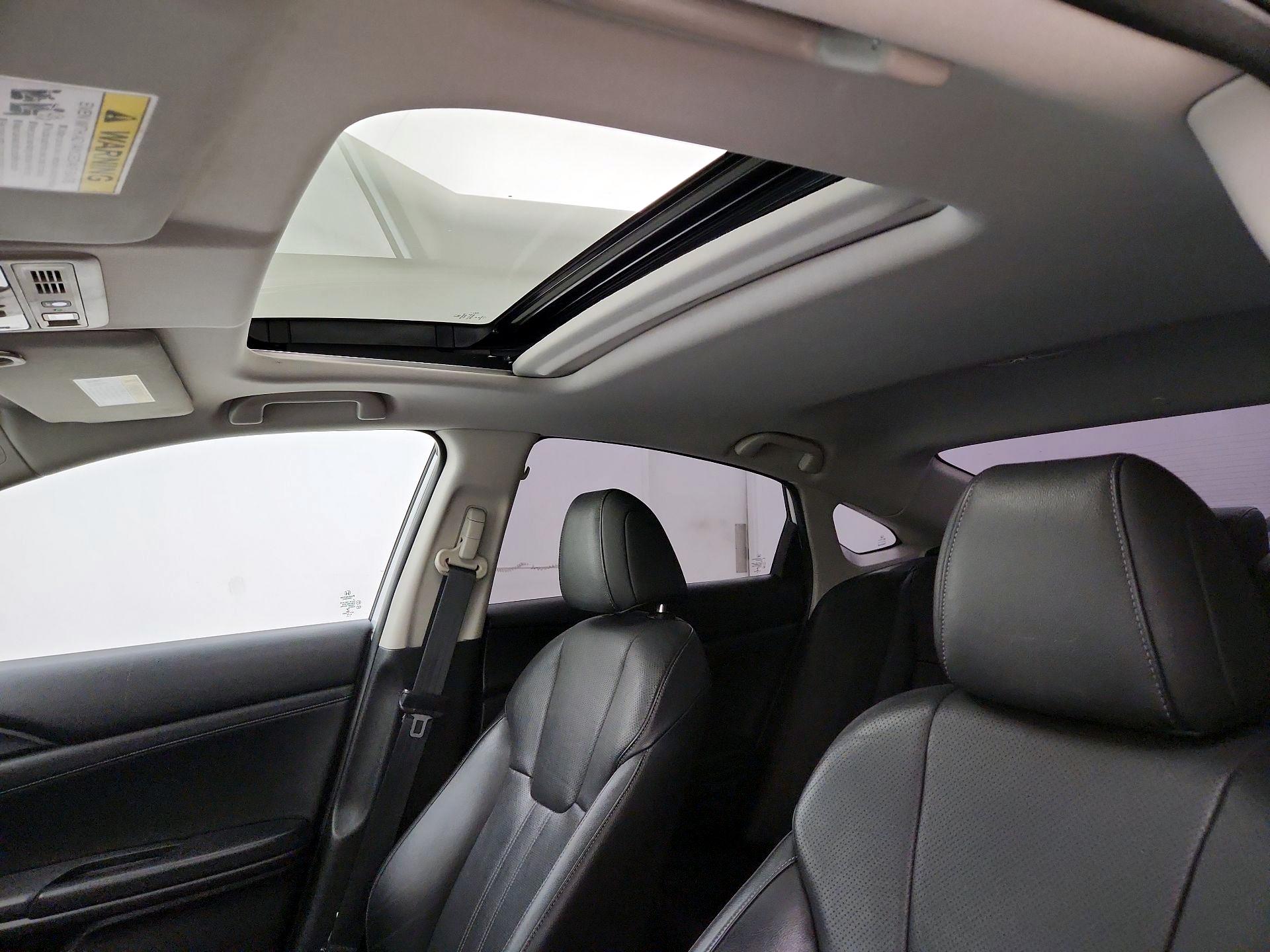 Thumbnail: 2019 Honda Insight - 20