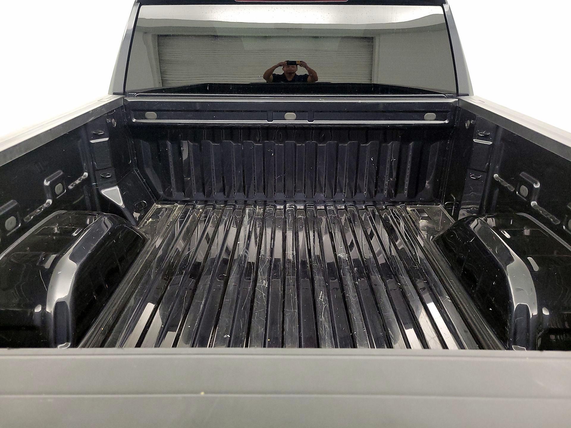 Thumbnail: 2022 Chevrolet Silverado 1500 - 20