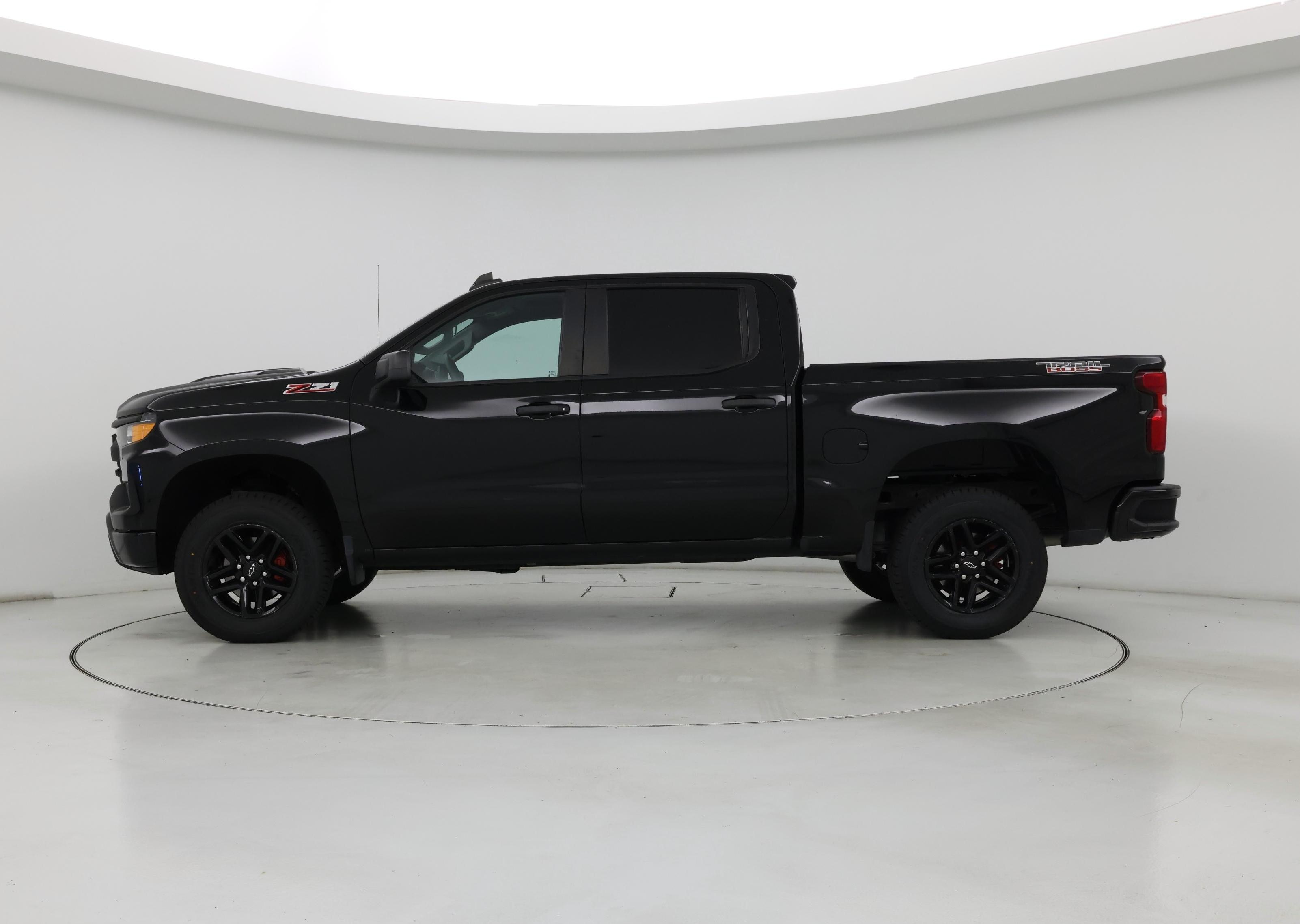 Thumbnail: 2022 Chevrolet Silverado 1500 - 3