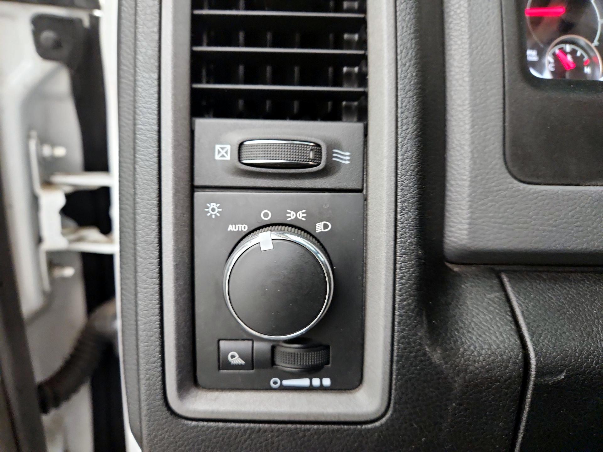 Thumbnail: 2016 RAM 1500 - 13