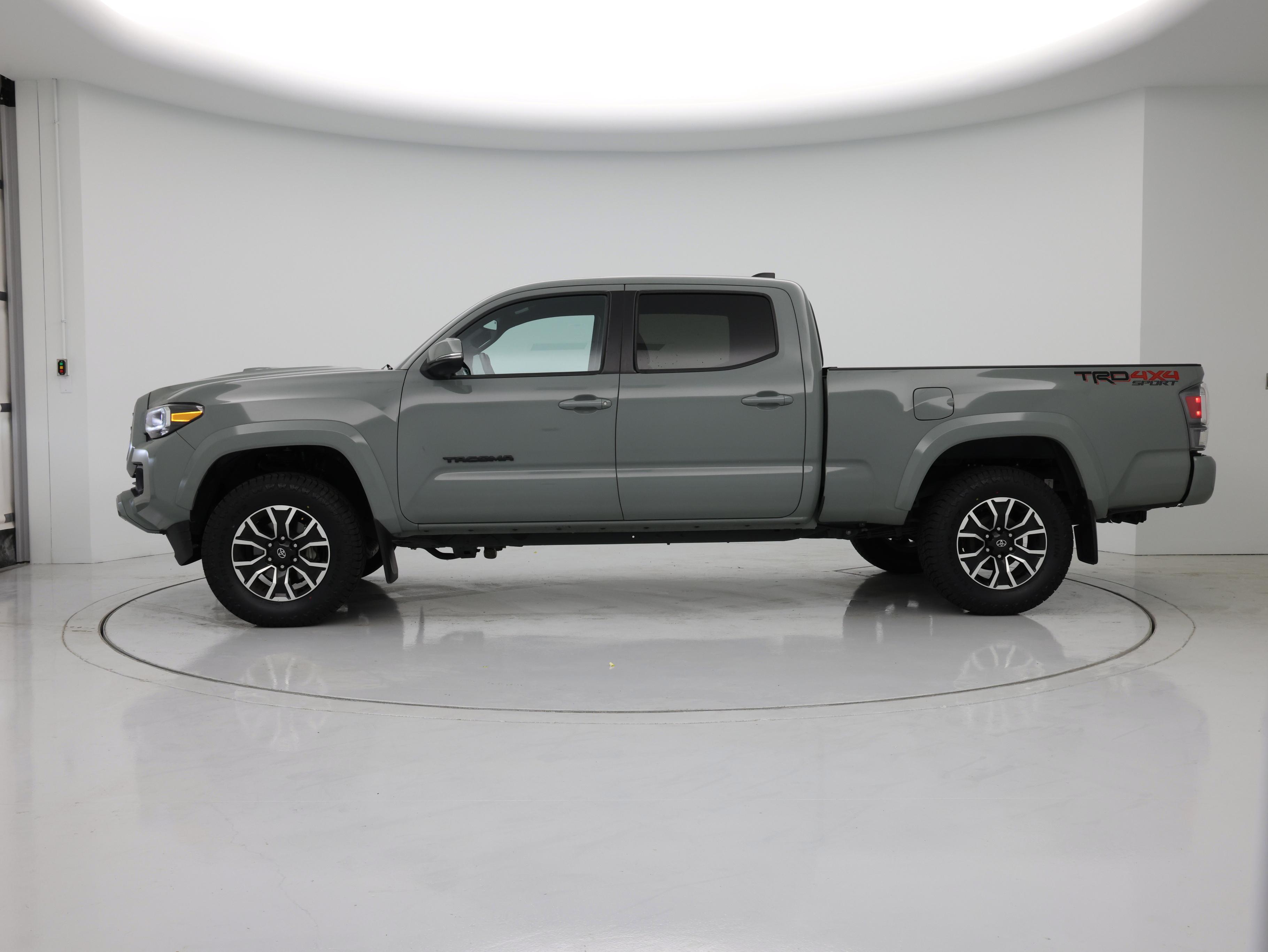Thumbnail: 2023 Toyota Tacoma - 3