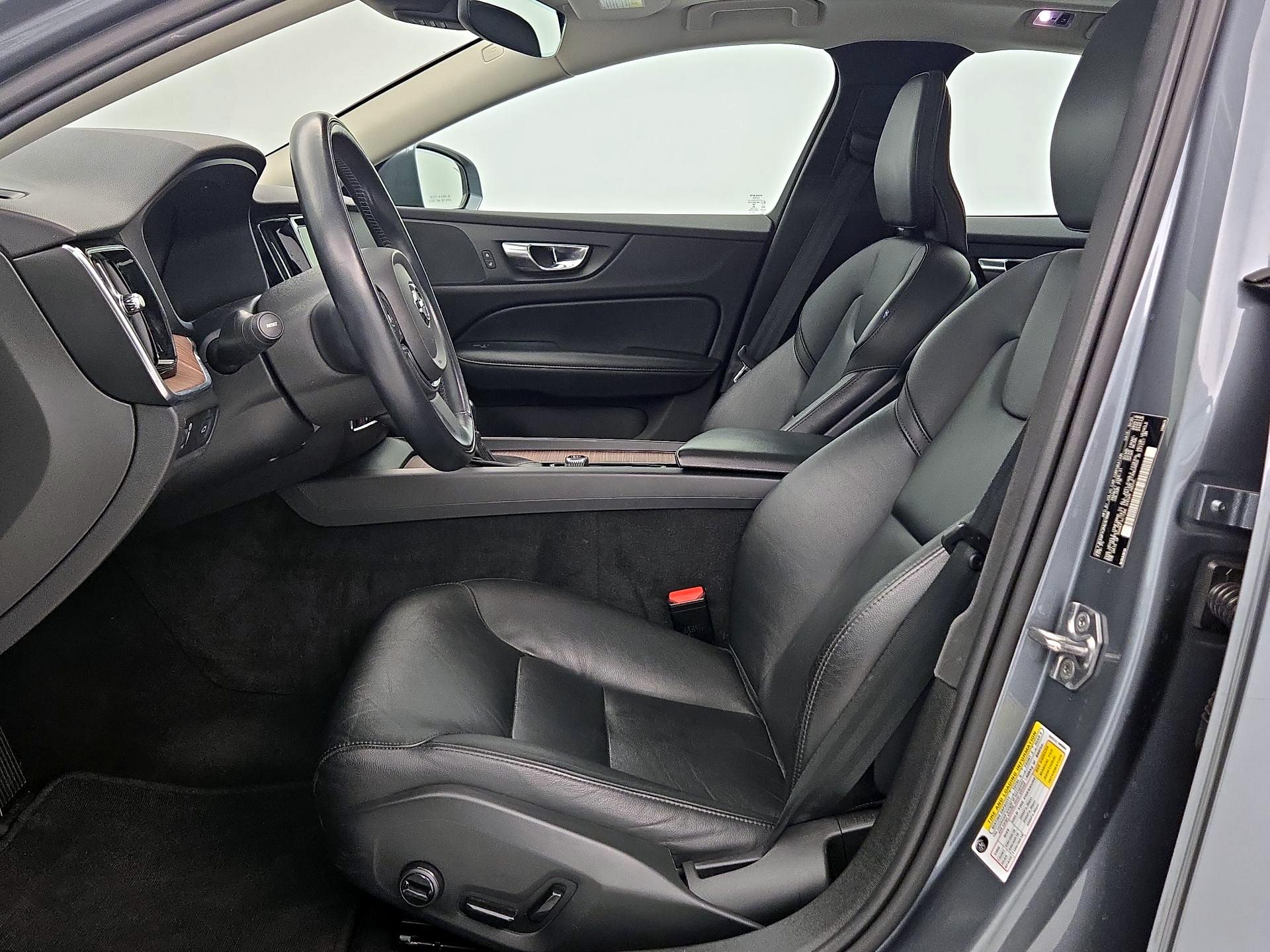 Thumbnail: 2021 Volvo S60 - 11