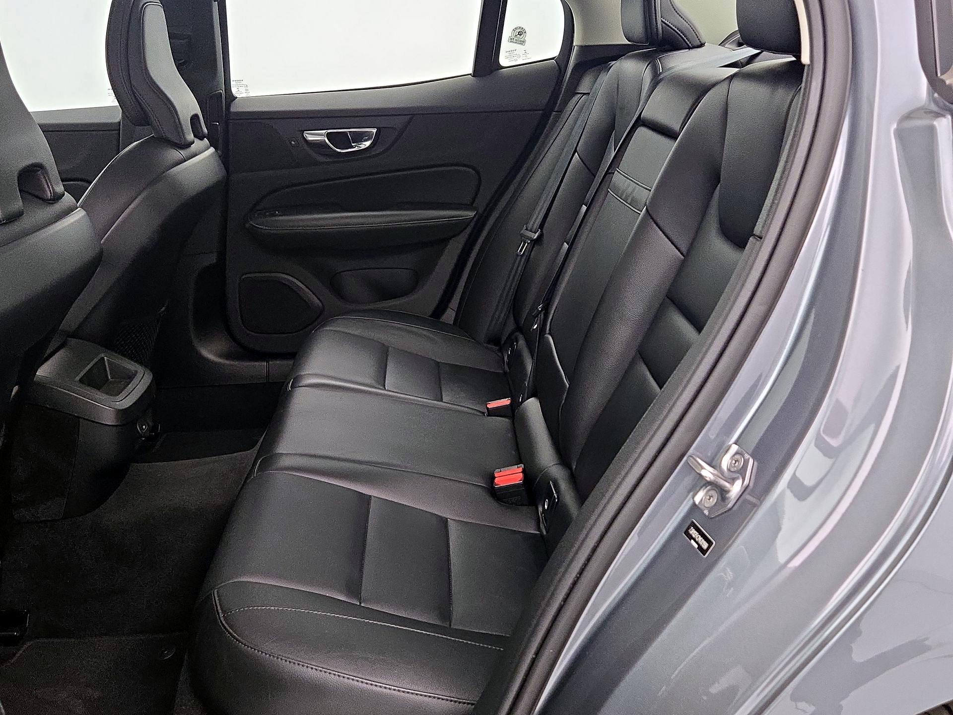 Thumbnail: 2021 Volvo S60 - 20