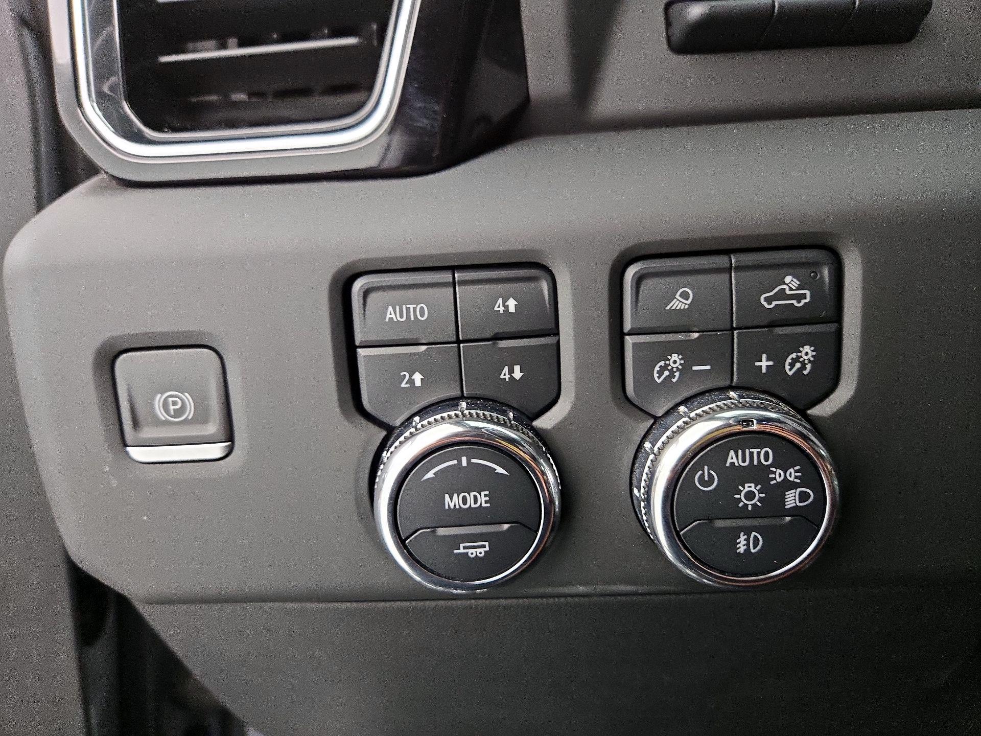 Thumbnail: 2023 GMC Sierra 1500 - 13