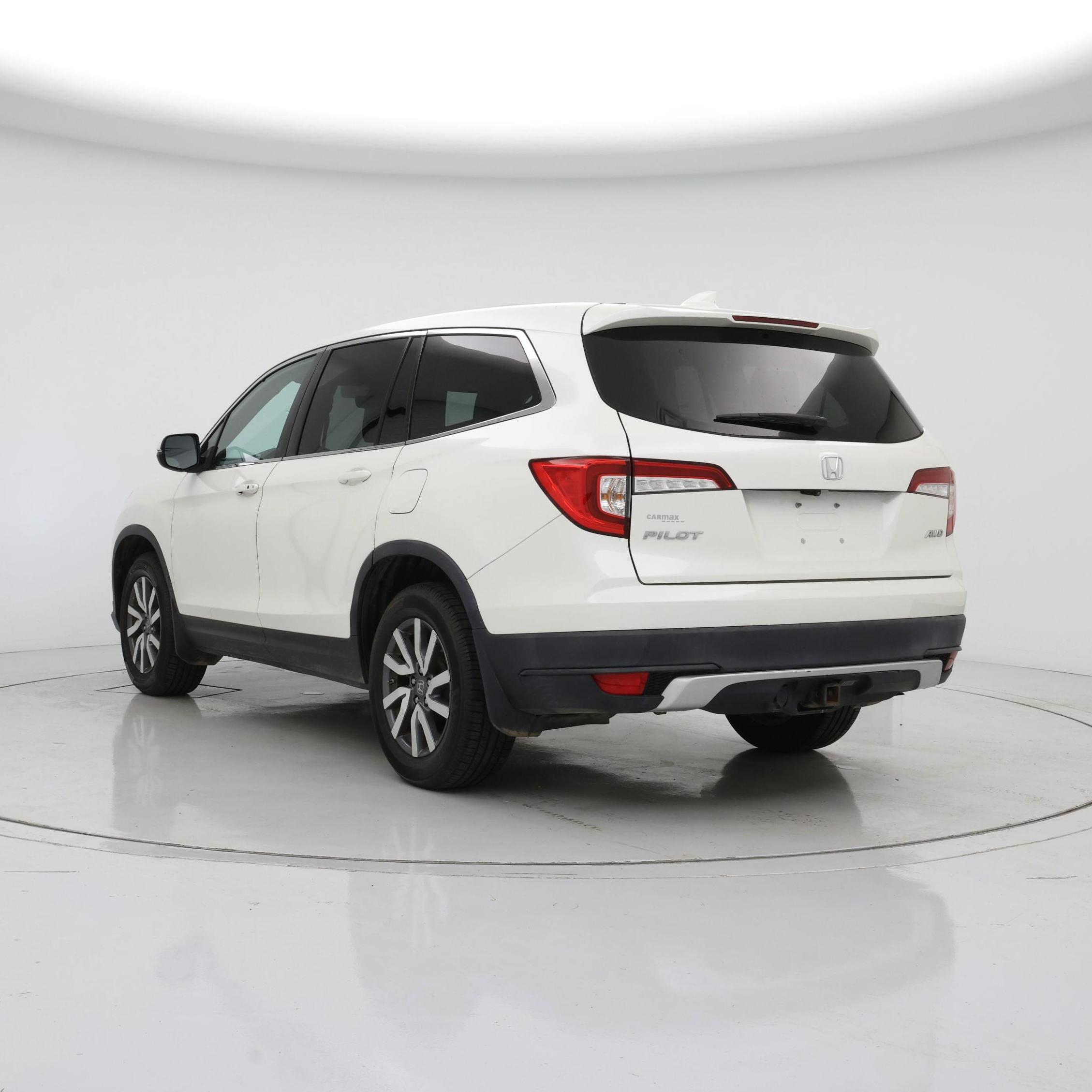 Thumbnail: 2019 Honda Pilot - 2