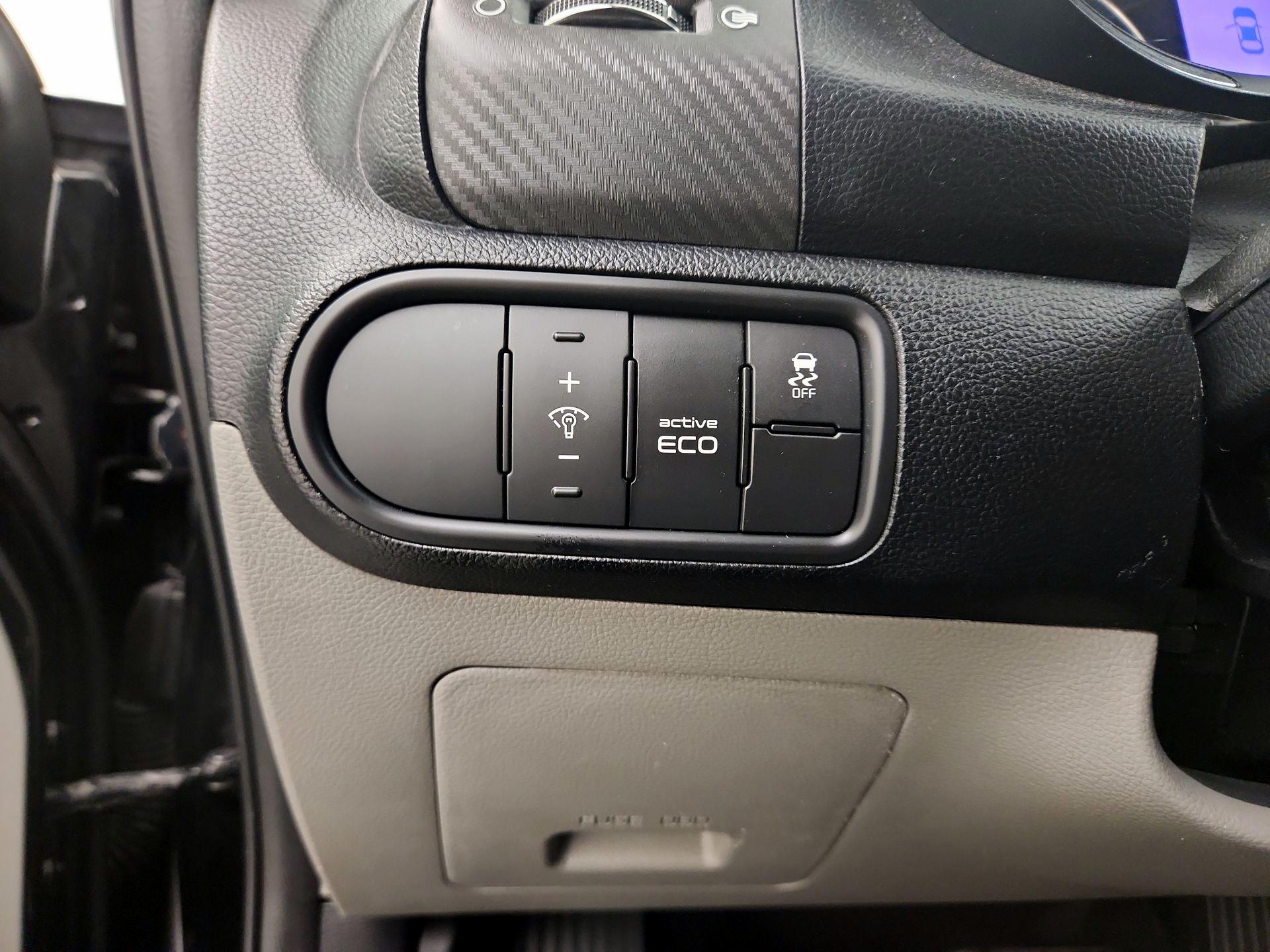 Thumbnail: 2014 Kia Forte - 13