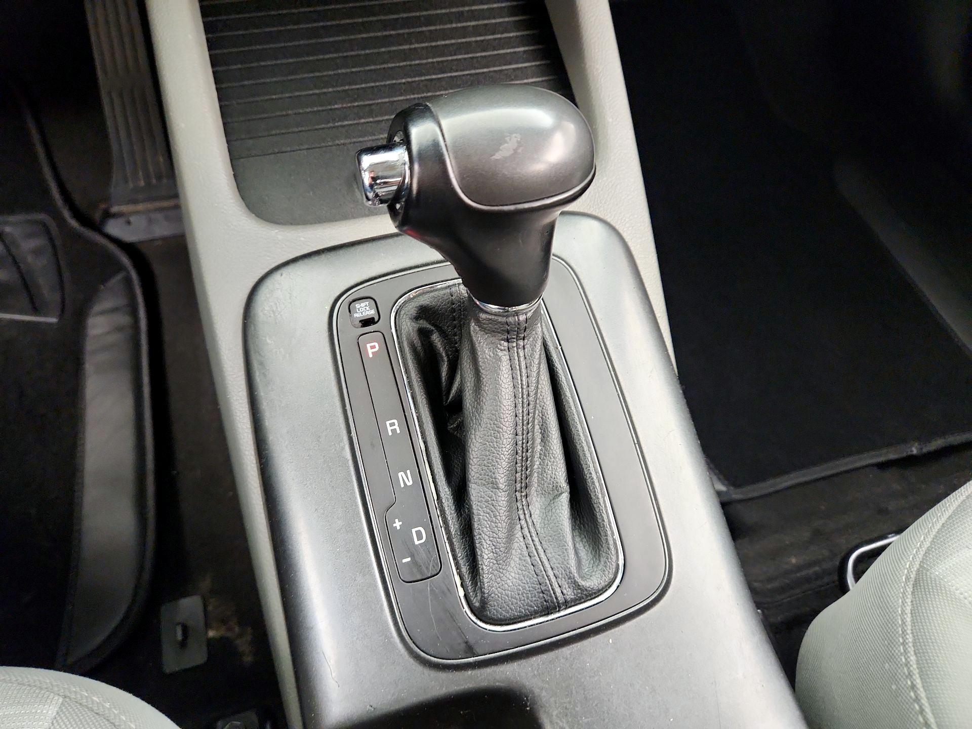 Thumbnail: 2014 Kia Forte - 17