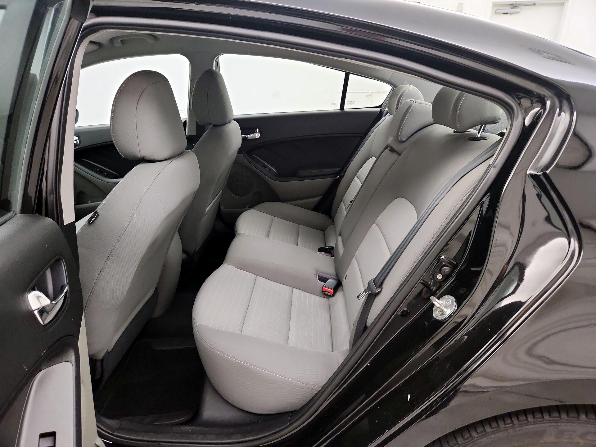 Thumbnail: 2014 Kia Forte - 19