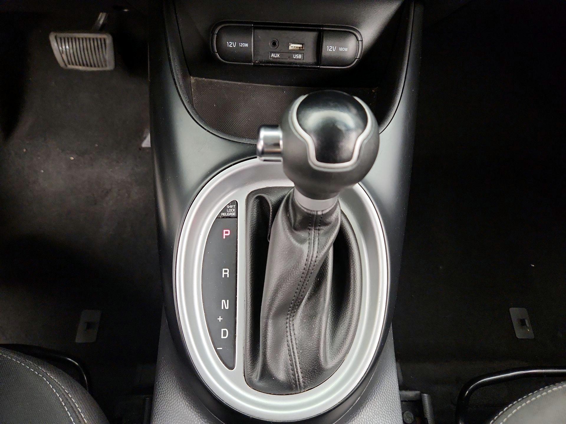 Thumbnail: 2019 Kia Soul - 17