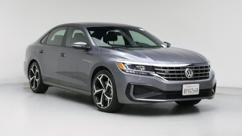 2021 Volkswagen Passat R-Line Hero Image
