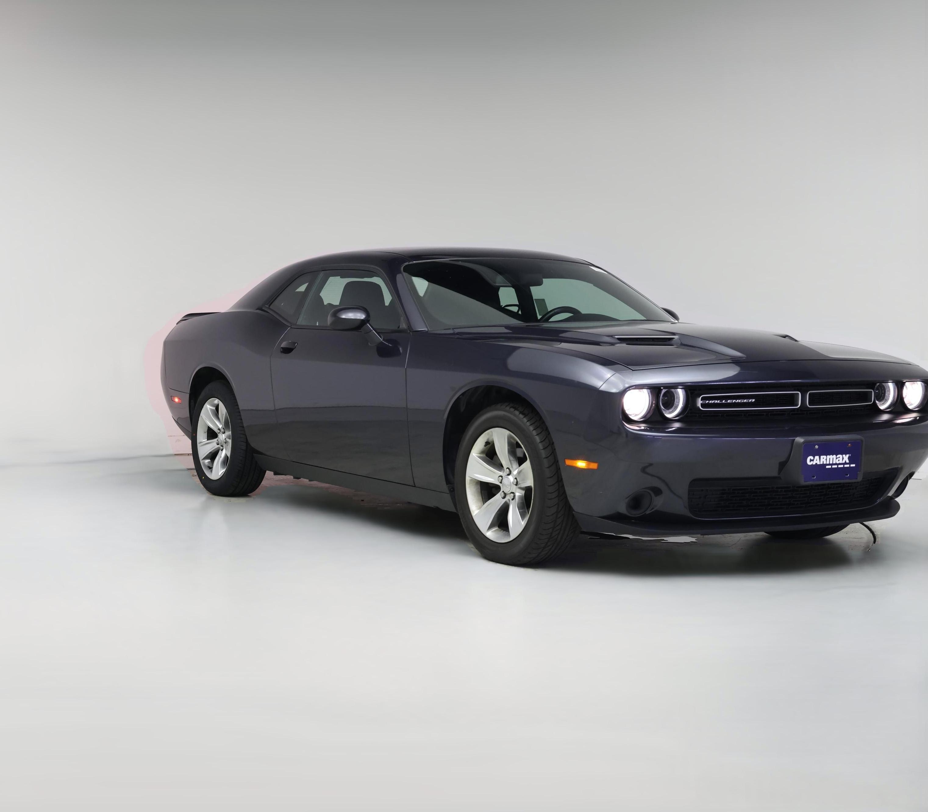 Thumbnail: 2019 Dodge Challenger - 1