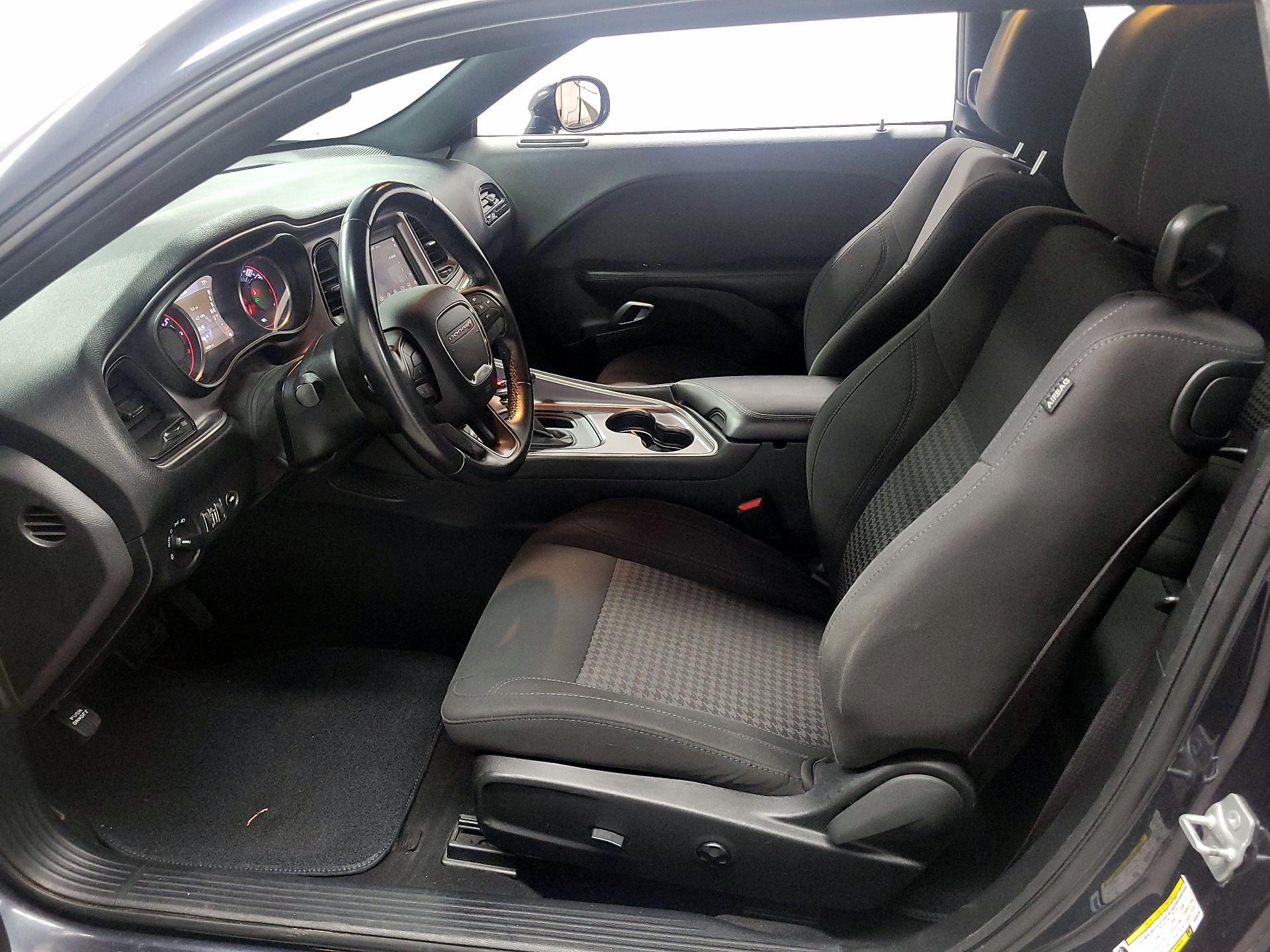 Thumbnail: 2019 Dodge Challenger - 11