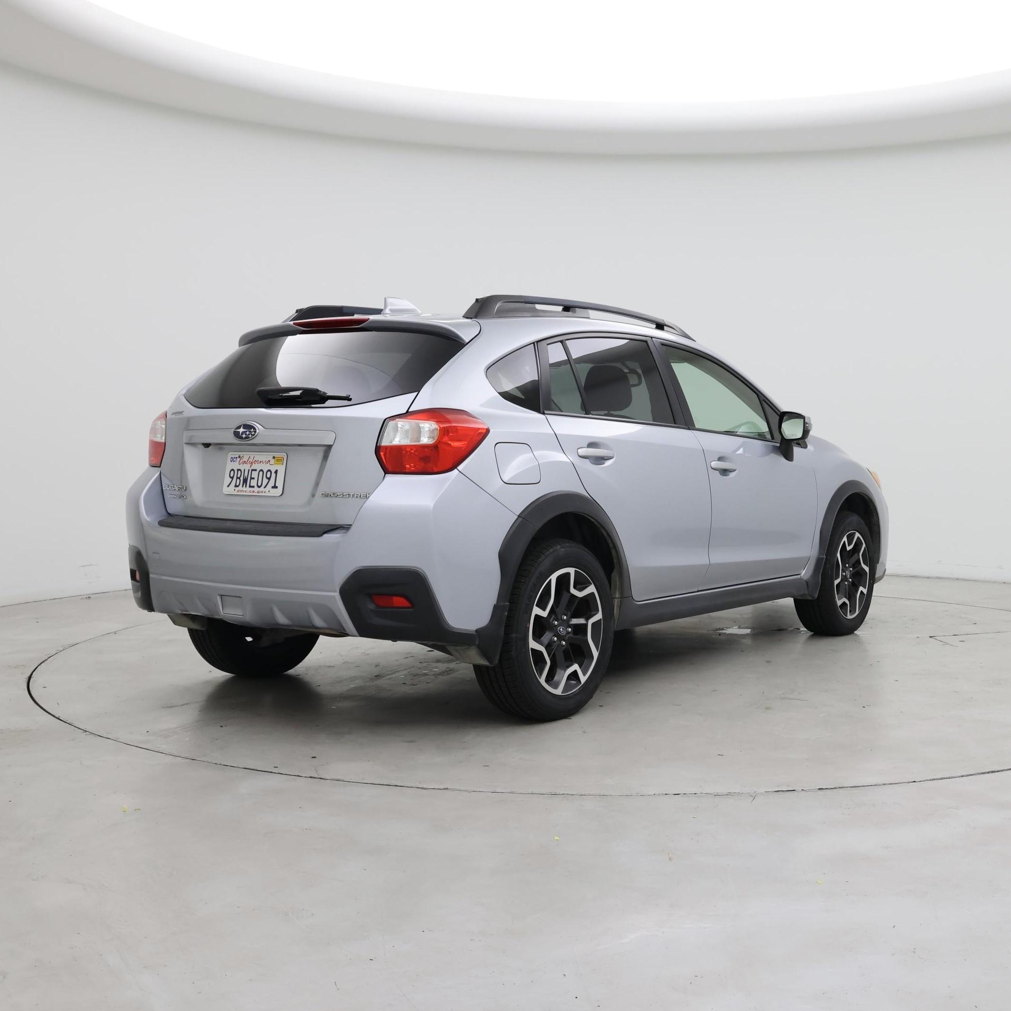 Thumbnail: 2016 Subaru XV Crosstrek - 8