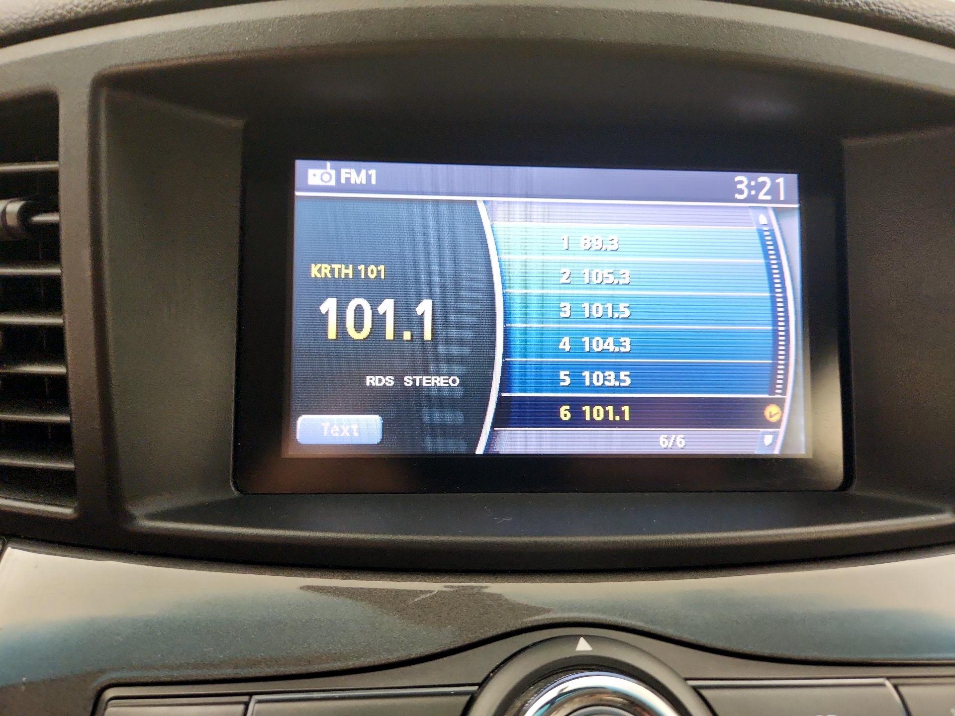 Thumbnail: 2014 Nissan Quest - 15