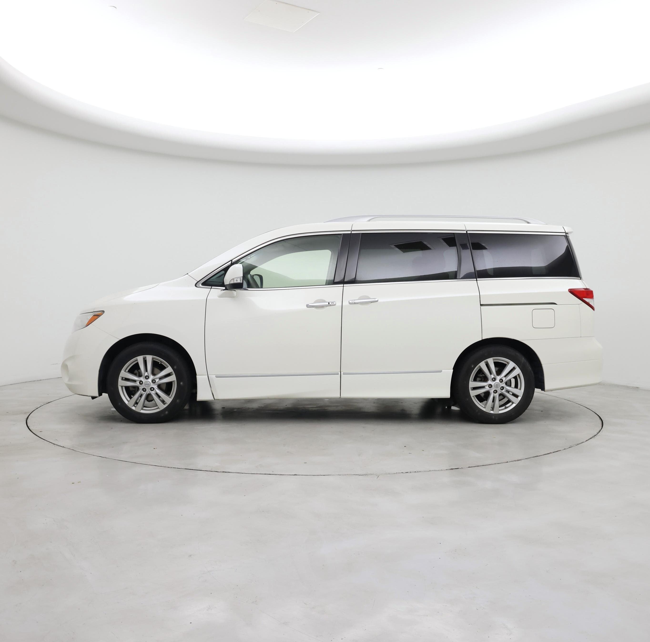 Thumbnail: 2014 Nissan Quest - 3