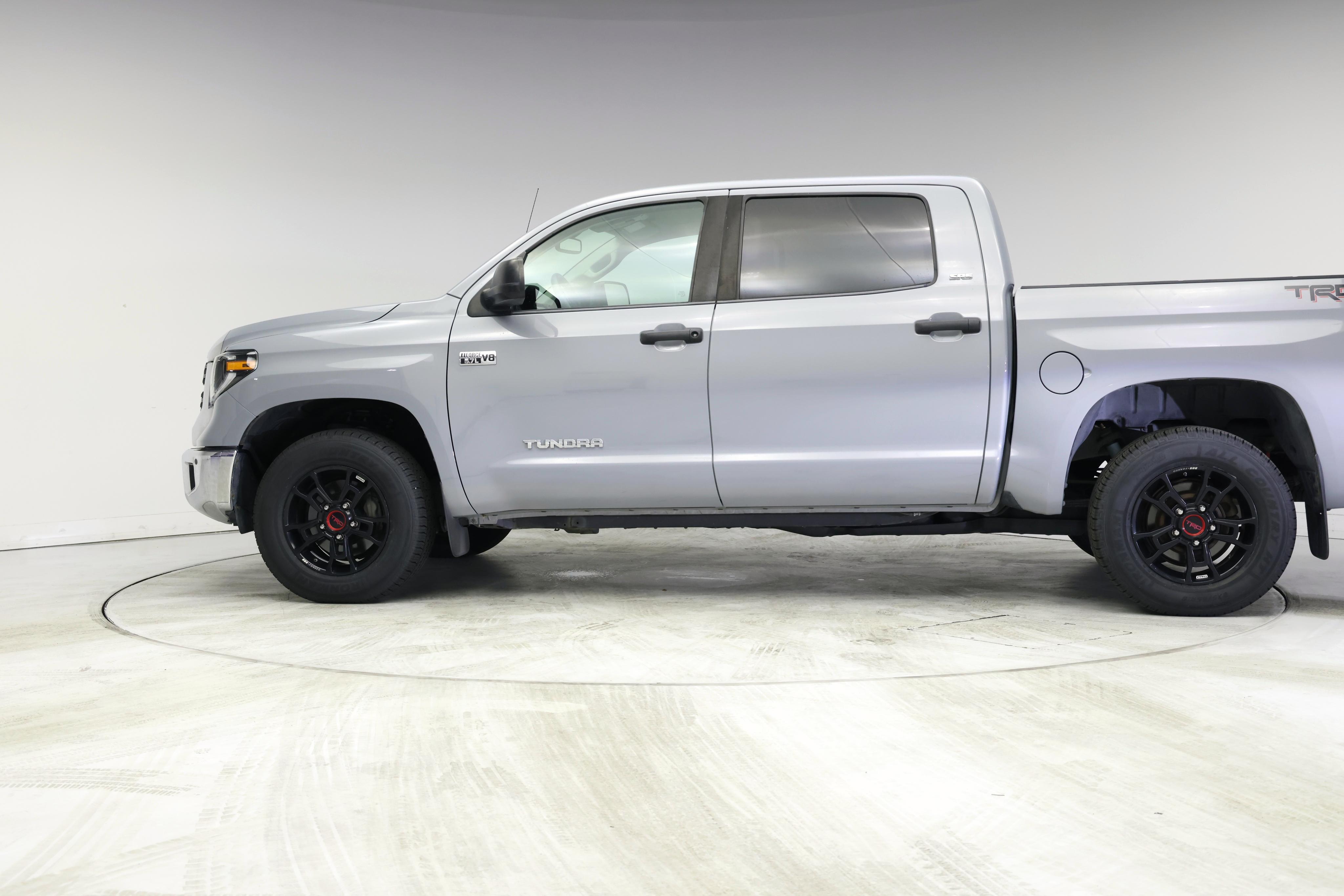 Thumbnail: 2019 Toyota Tundra - 3