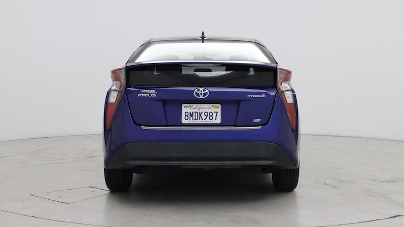 2016 Toyota Prius Two 6