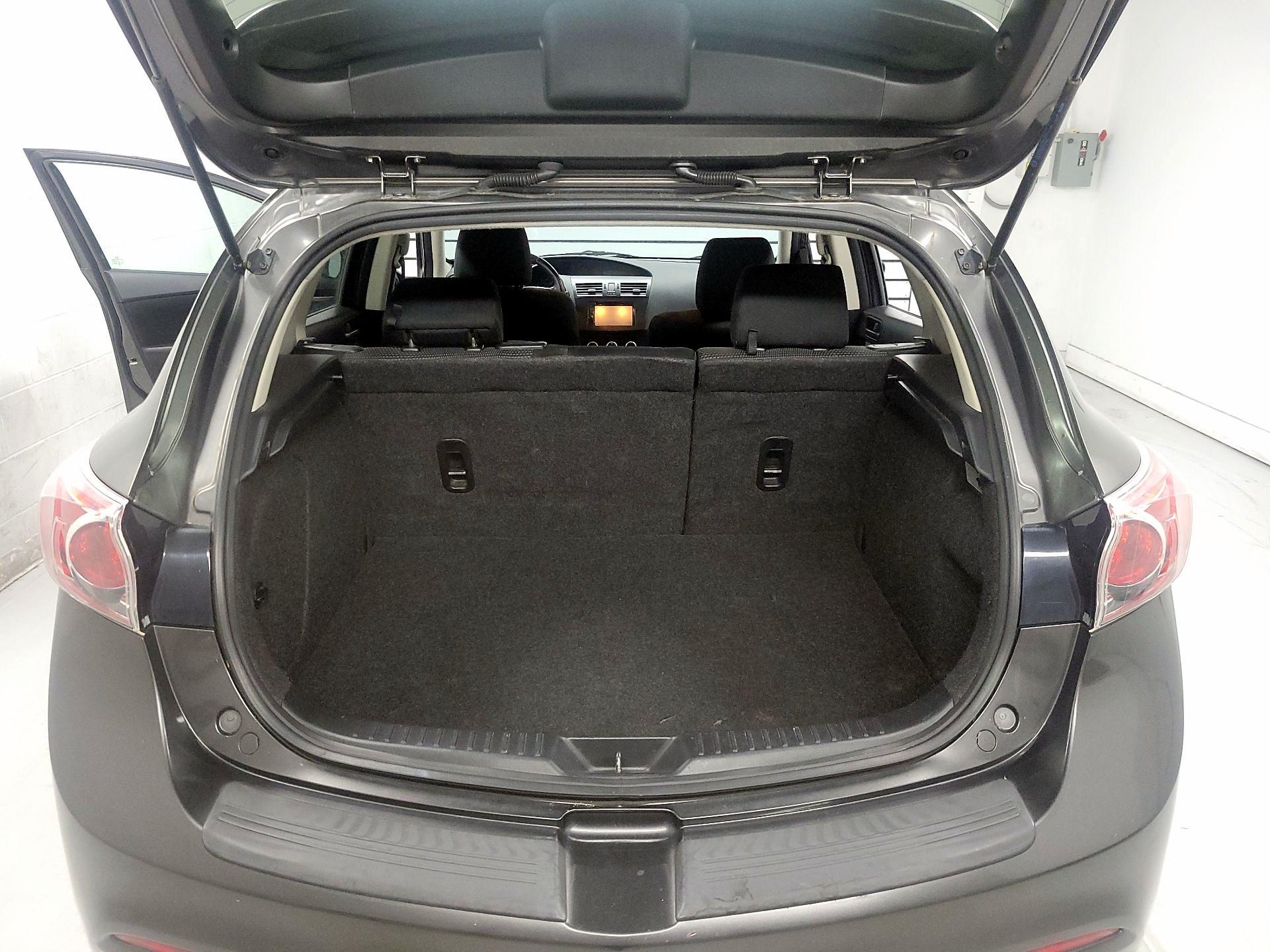 Thumbnail: 2013 Mazda Mazda3 - 18
