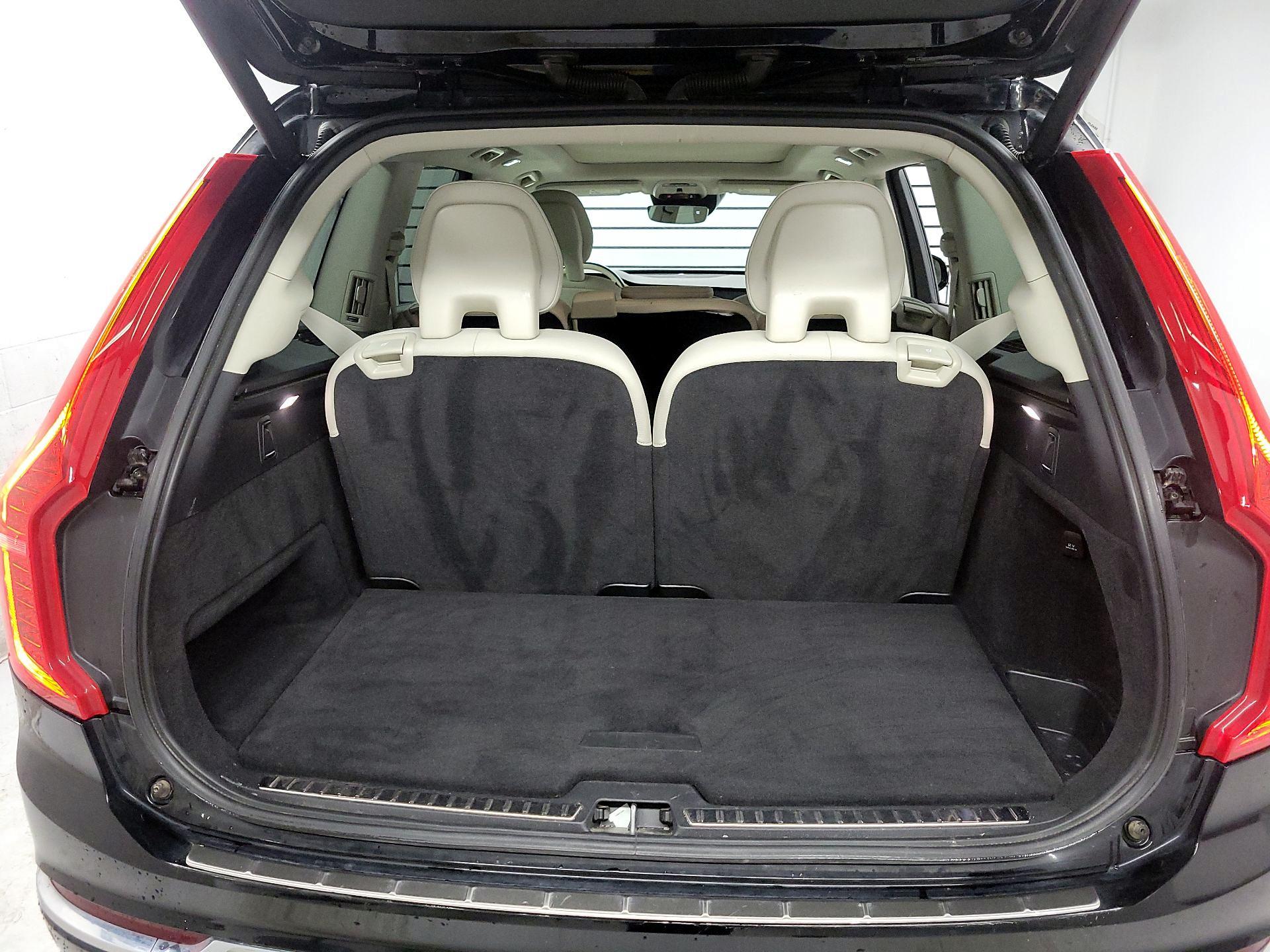 Thumbnail: 2021 Volvo XC90 - 18