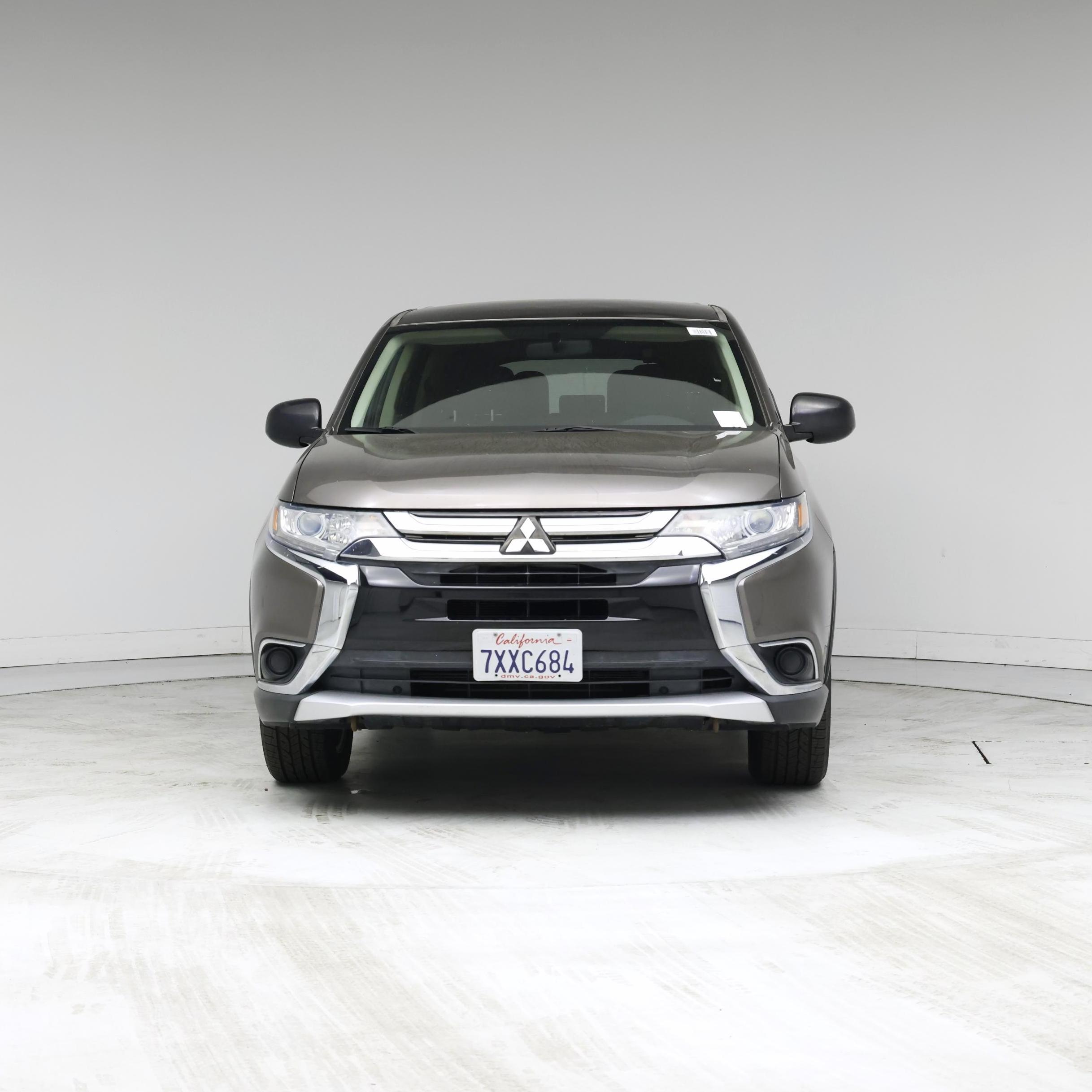 Thumbnail: 2017 Mitsubishi Outlander - 5
