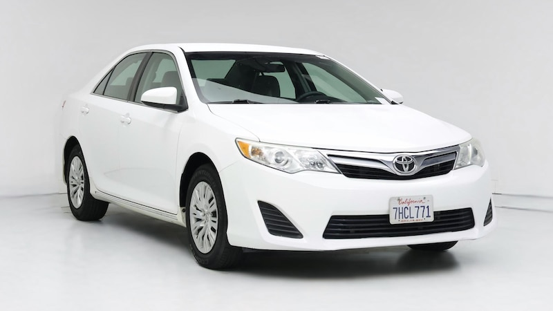 2014 Toyota Camry LE Hero Image