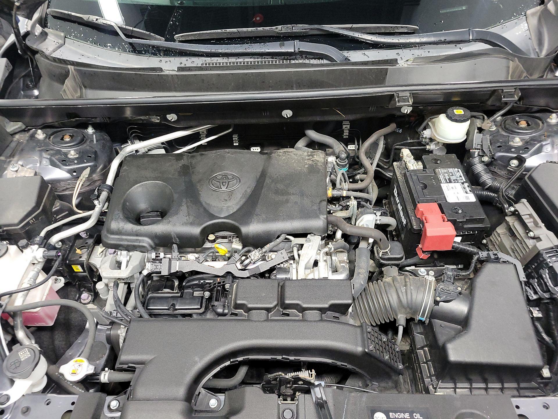 Thumbnail: 2019 Toyota RAV4 - 19