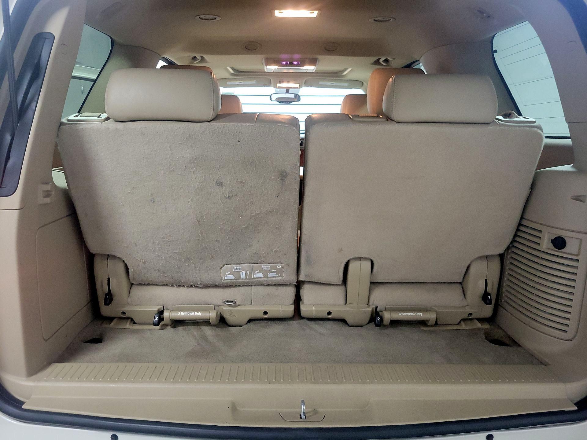 Thumbnail: 2013 Chevrolet Tahoe - 19
