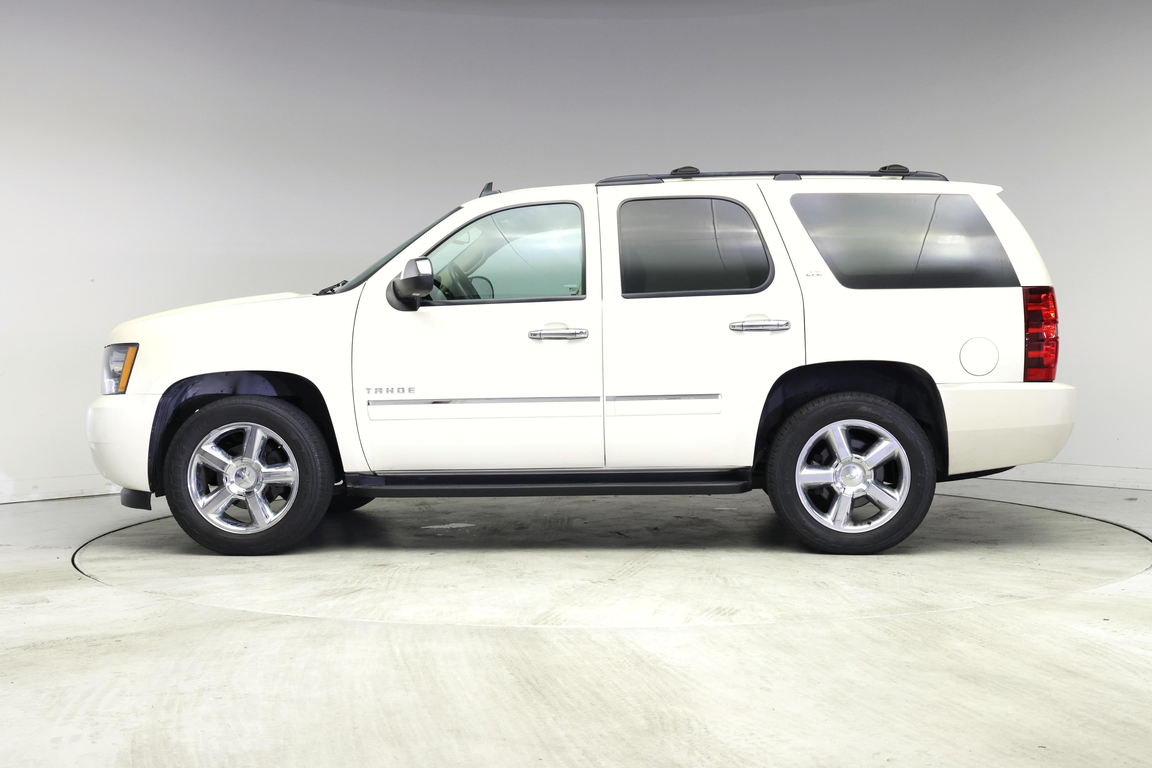 Thumbnail: 2013 Chevrolet Tahoe - 3