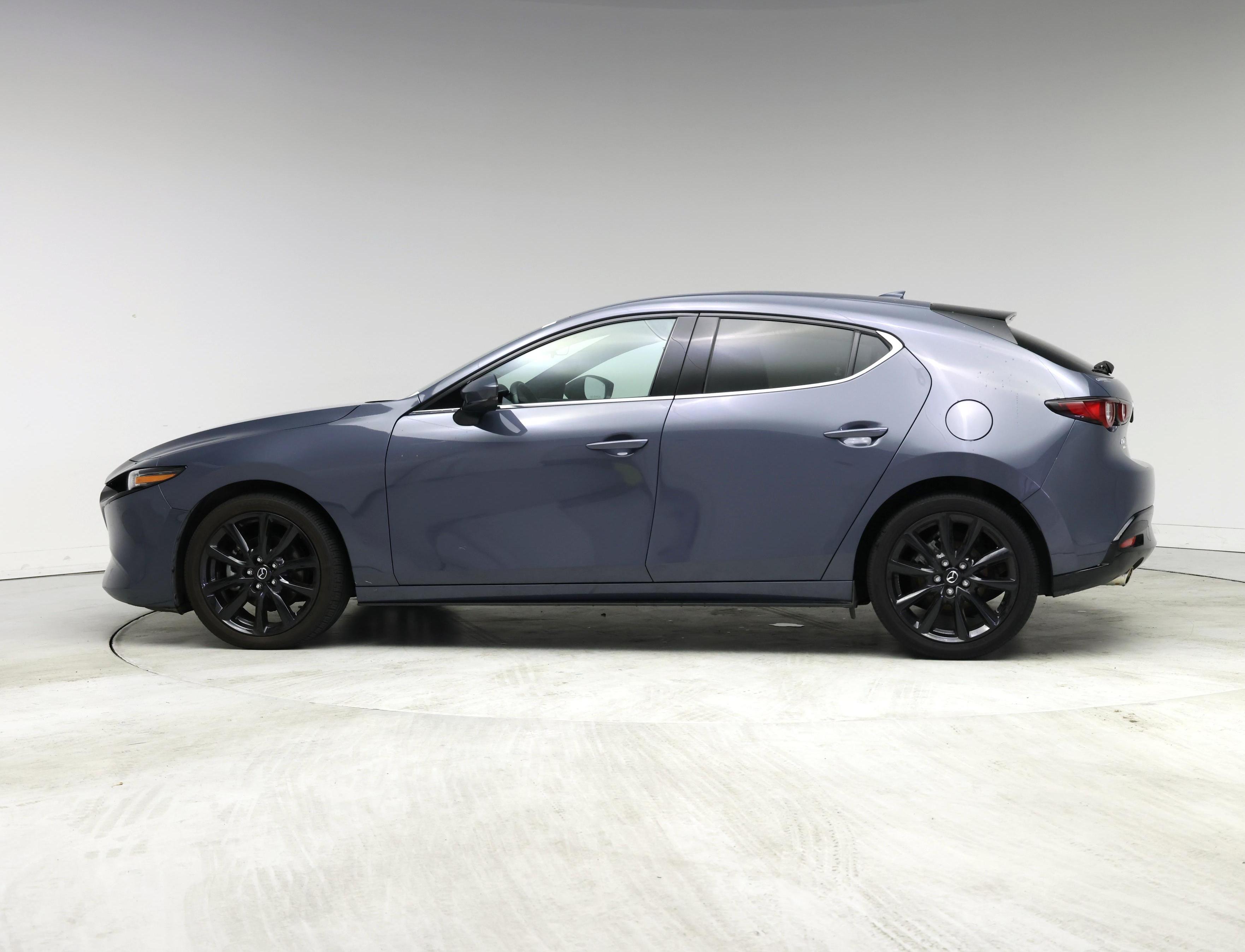 Thumbnail: 2022 Mazda Mazda3 - 3