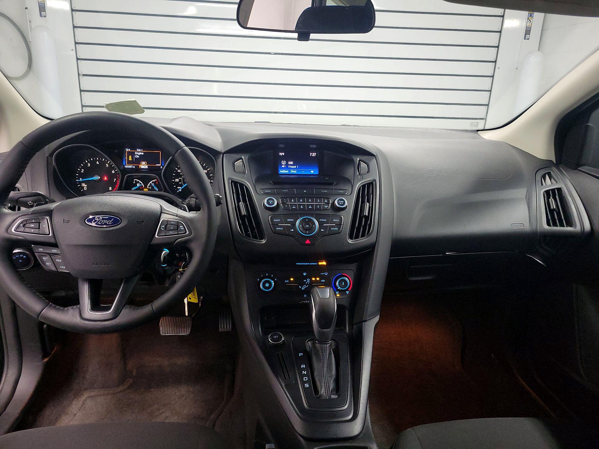 Thumbnail: 2016 Ford Focus - 9