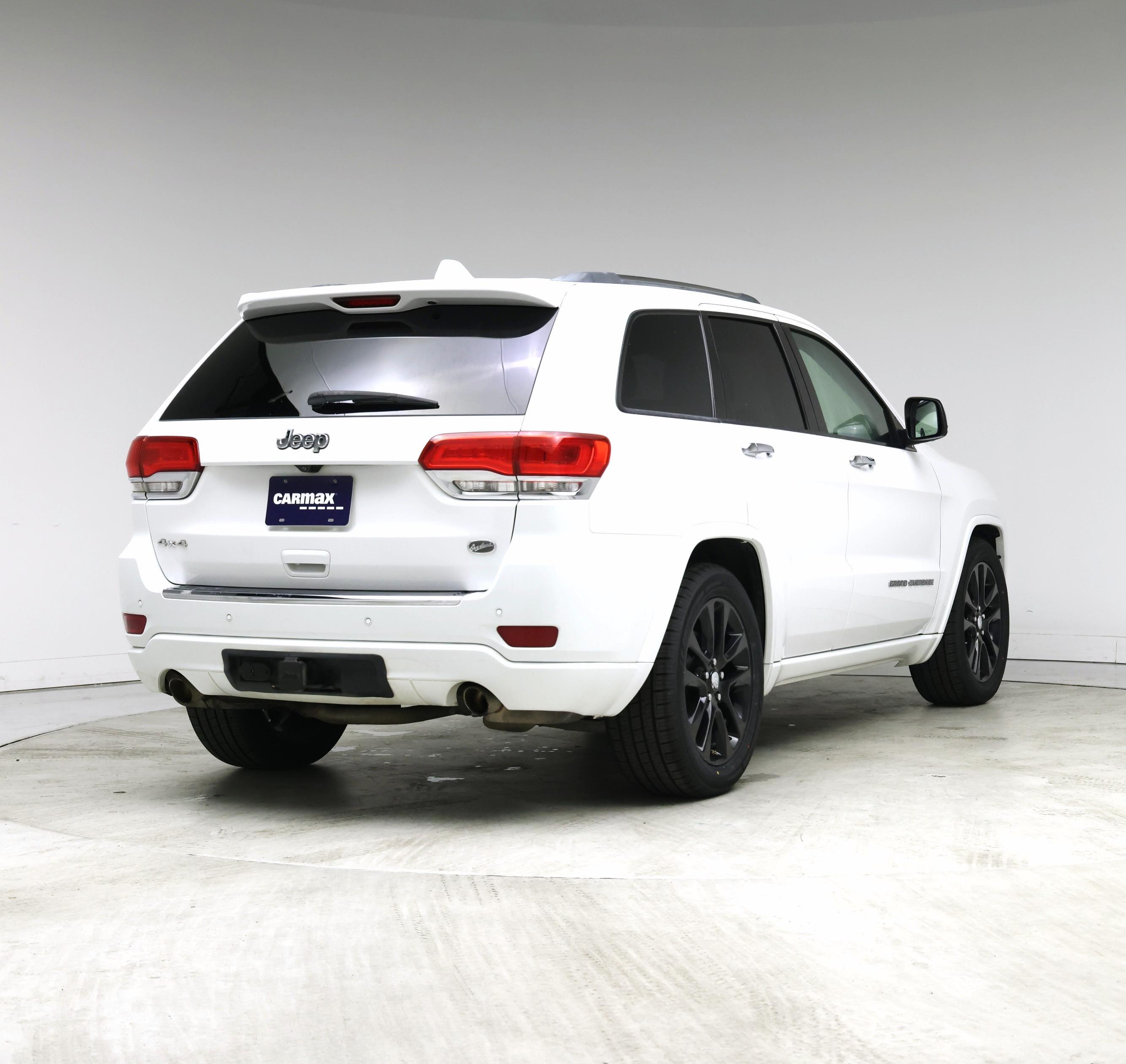 Thumbnail: 2018 Jeep Grand Cherokee - 8