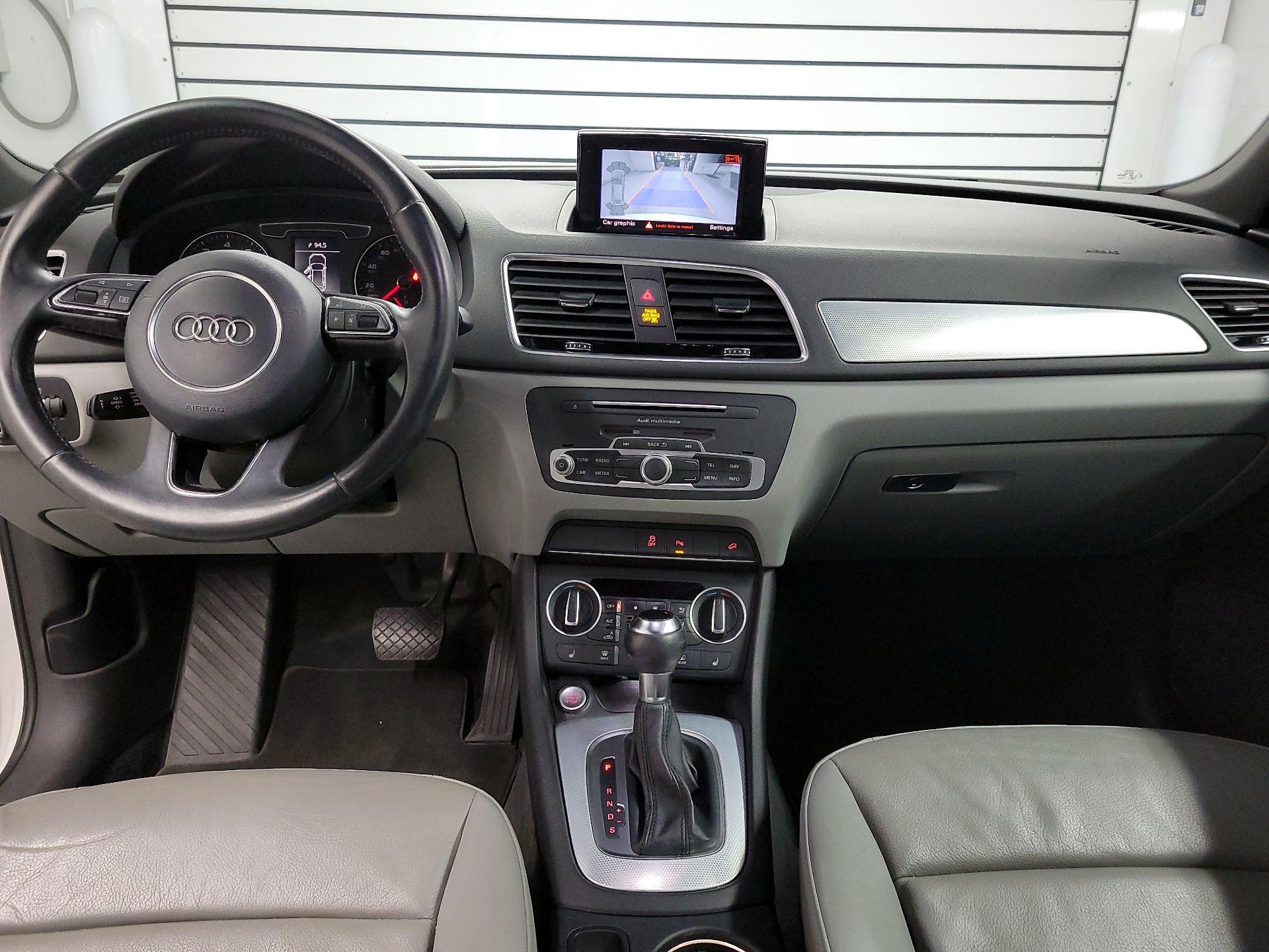 Thumbnail: 2016 Audi Q3 - 9