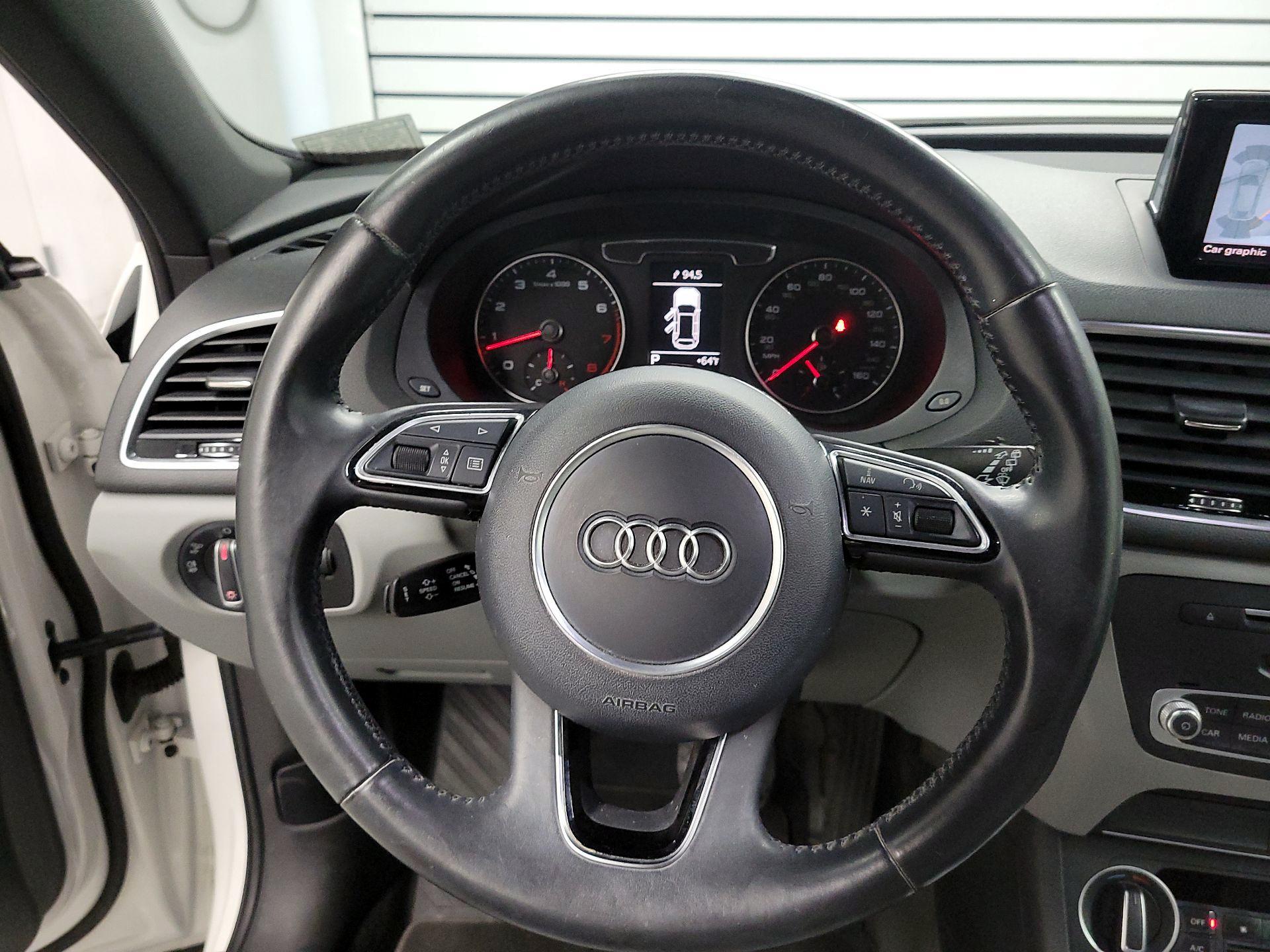 Thumbnail: 2016 Audi Q3 - 10