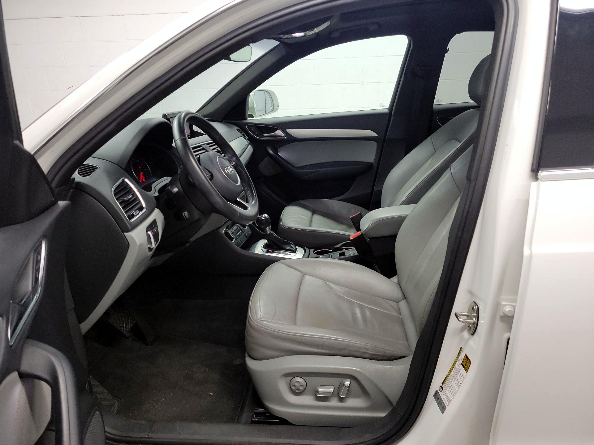 Thumbnail: 2016 Audi Q3 - 11